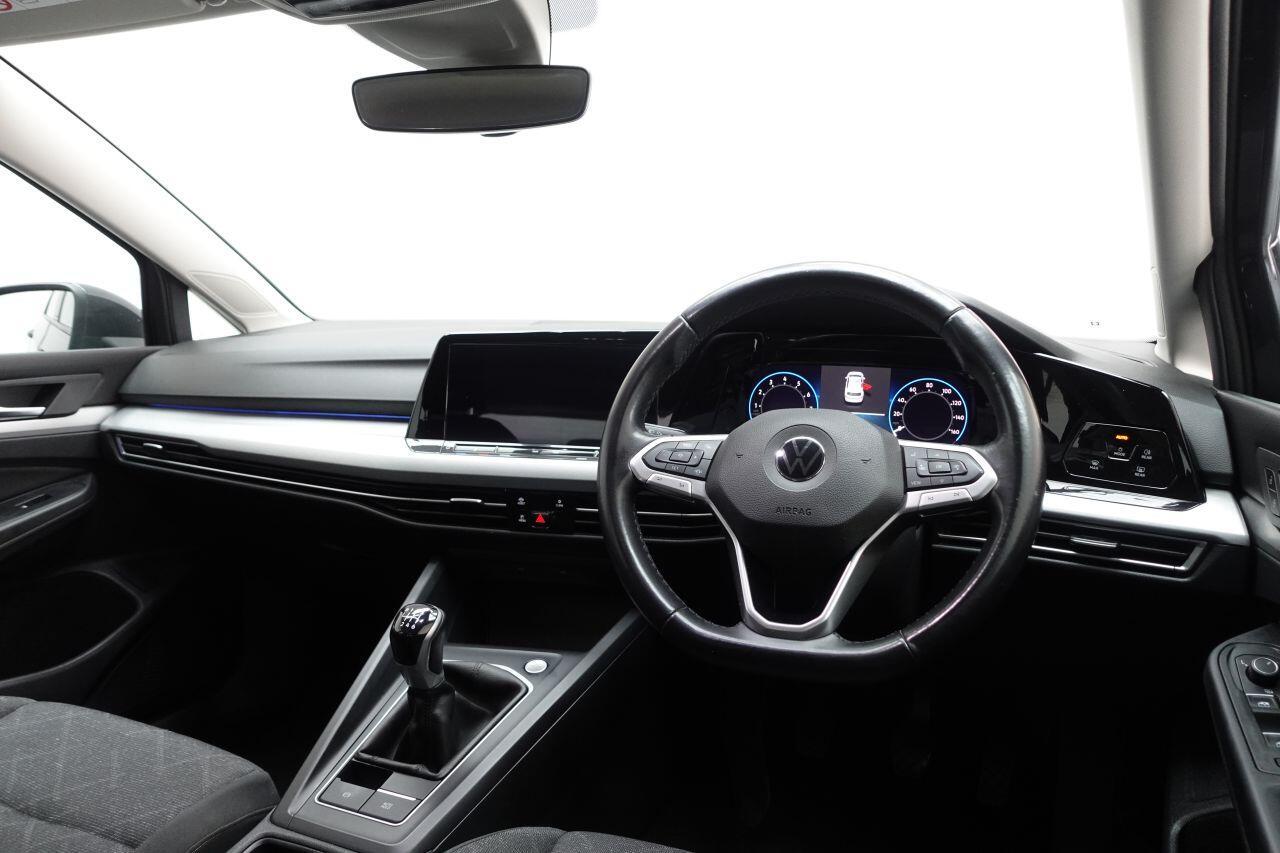 Volkswagen Golf - Image 15