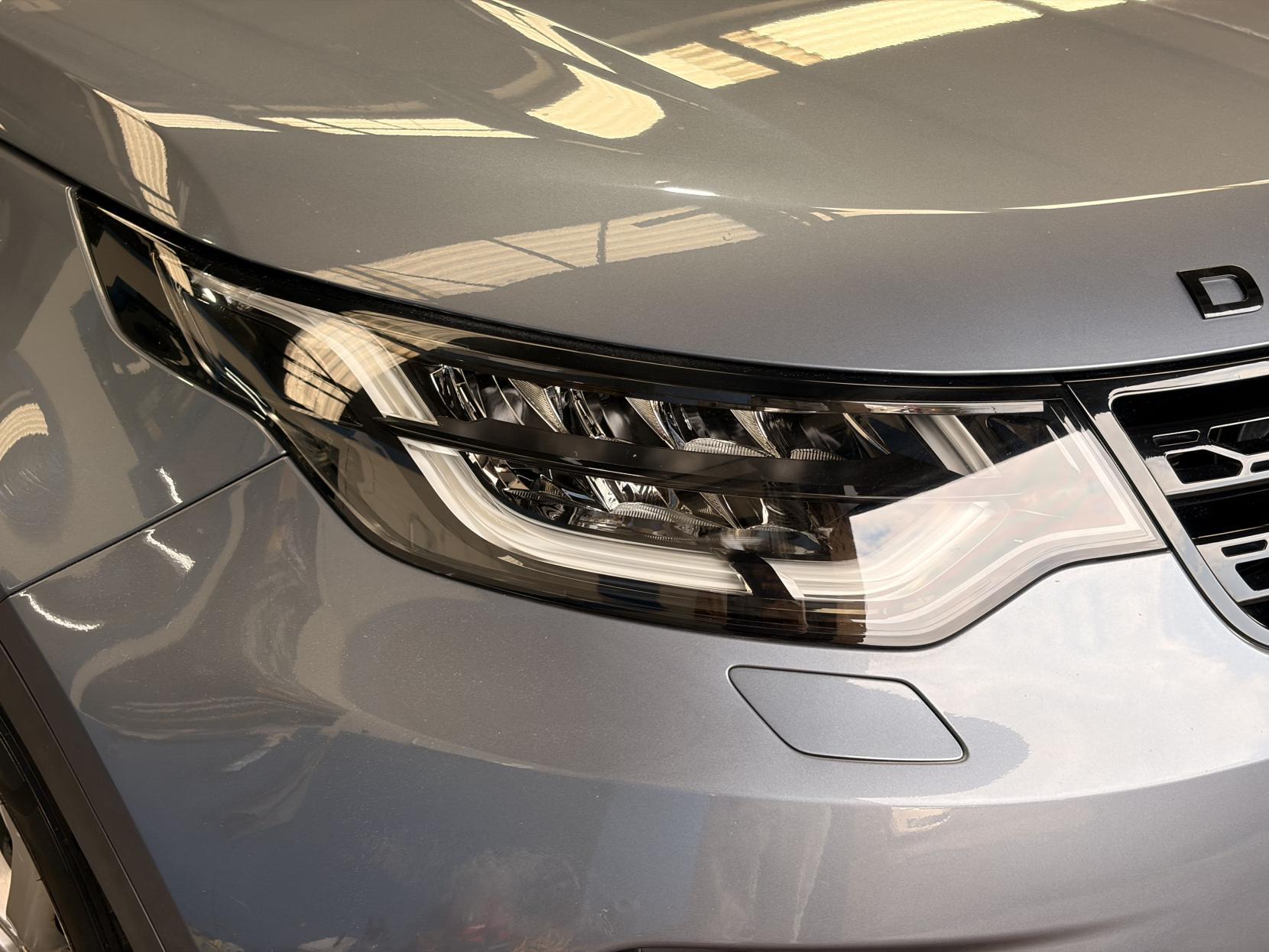 Land Rover Discovery - Image 9