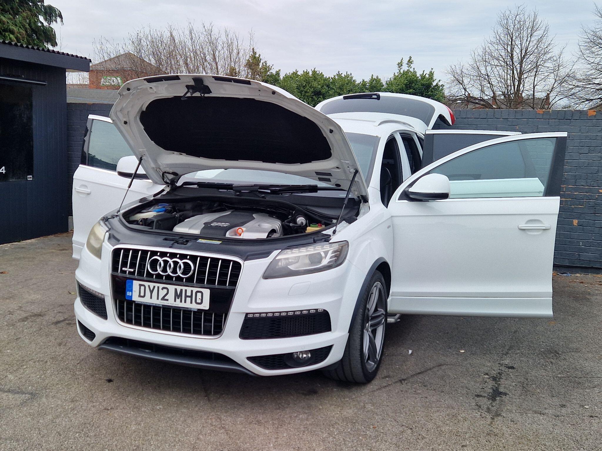 Audi Q7 - Image 15