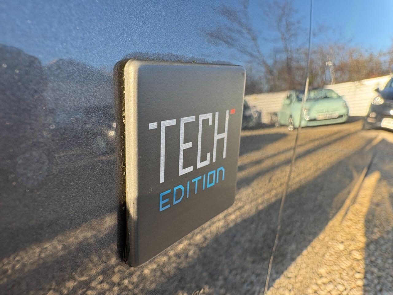 Peugeot 208 - Image 8