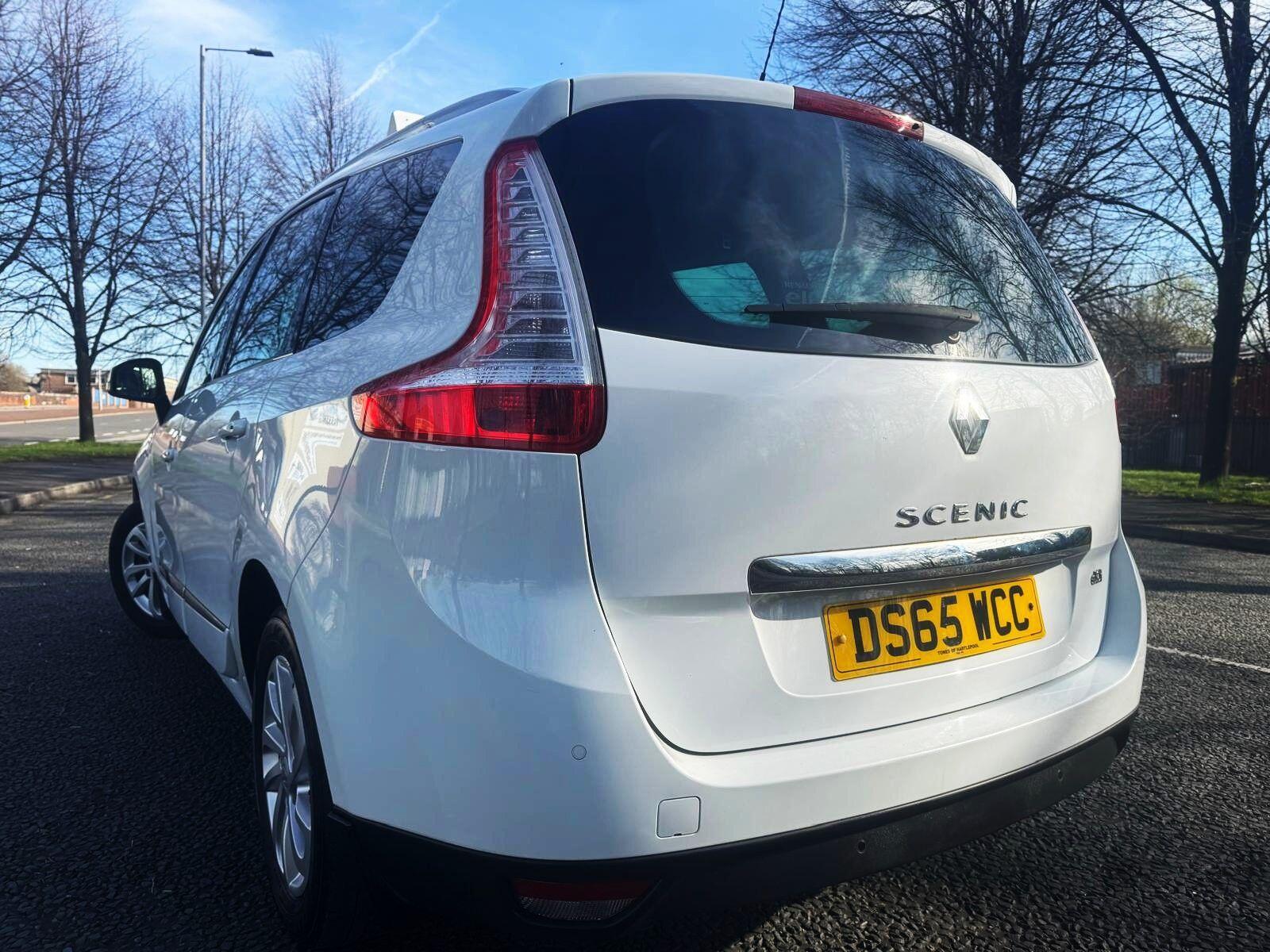 Renault Grand Scenic - Image 8