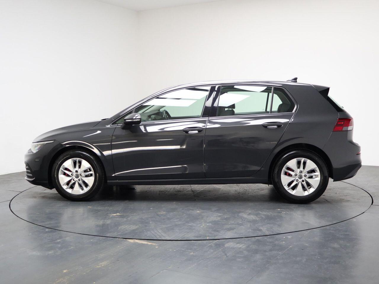 Volkswagen Golf - Image 8