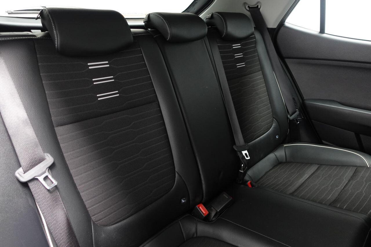 Kia Stonic - Image 39