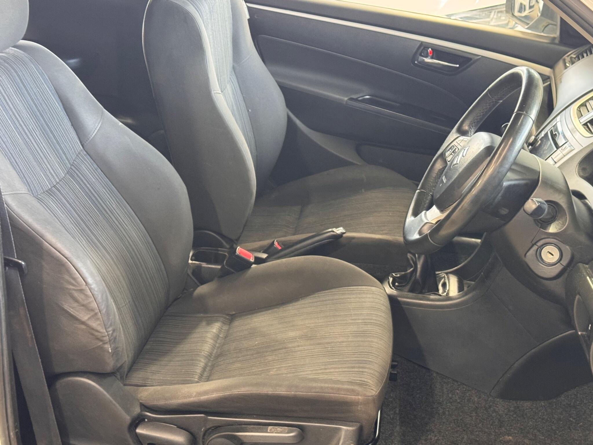 Suzuki Swift - Image 16