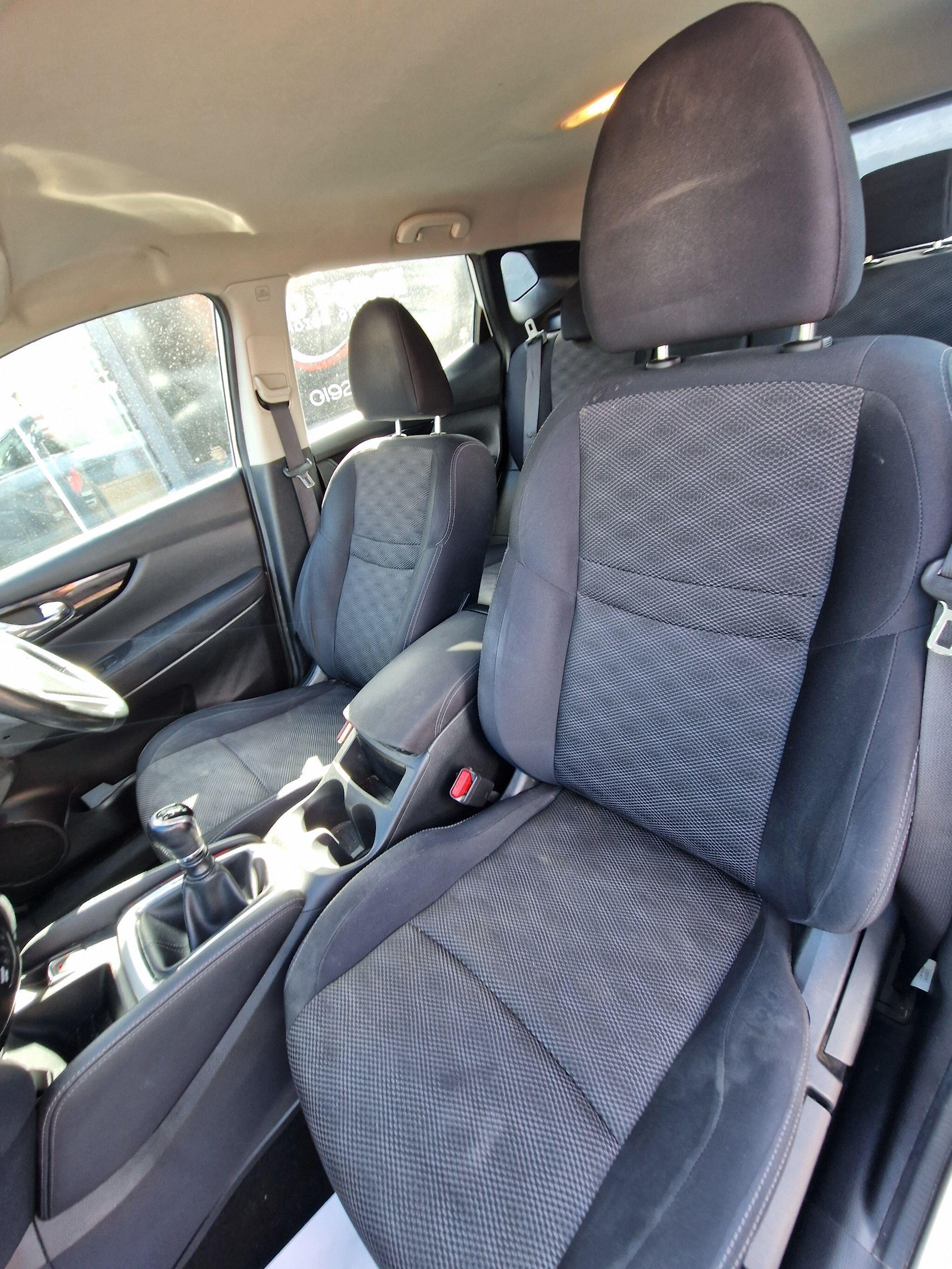 Nissan Qashqai - Image 35