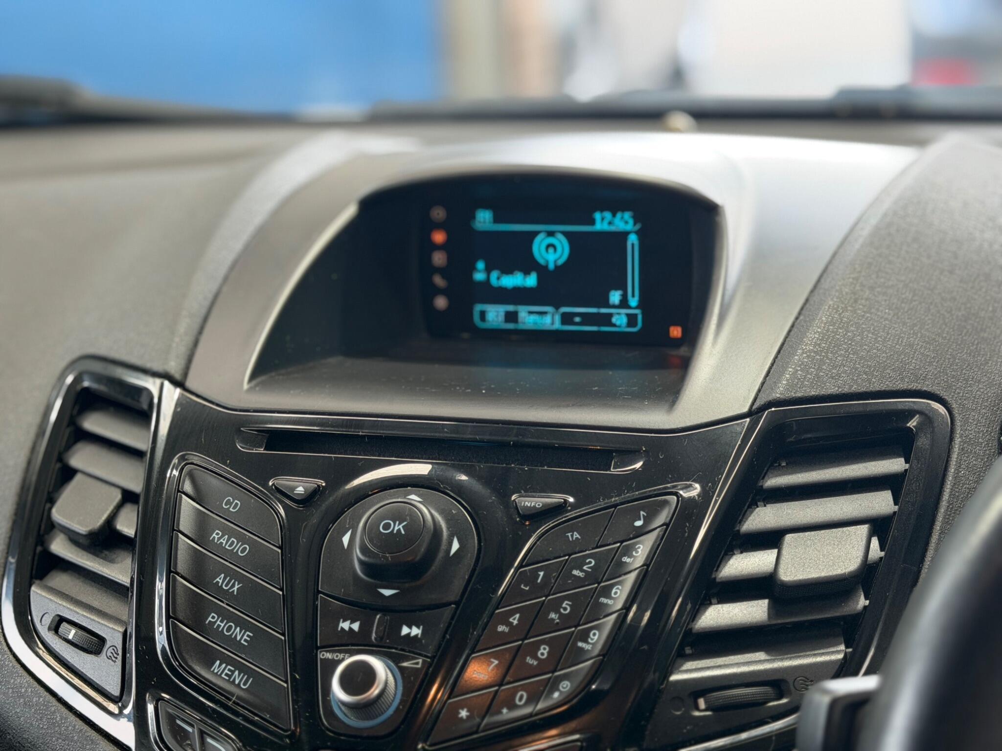 Ford Fiesta - Image 24