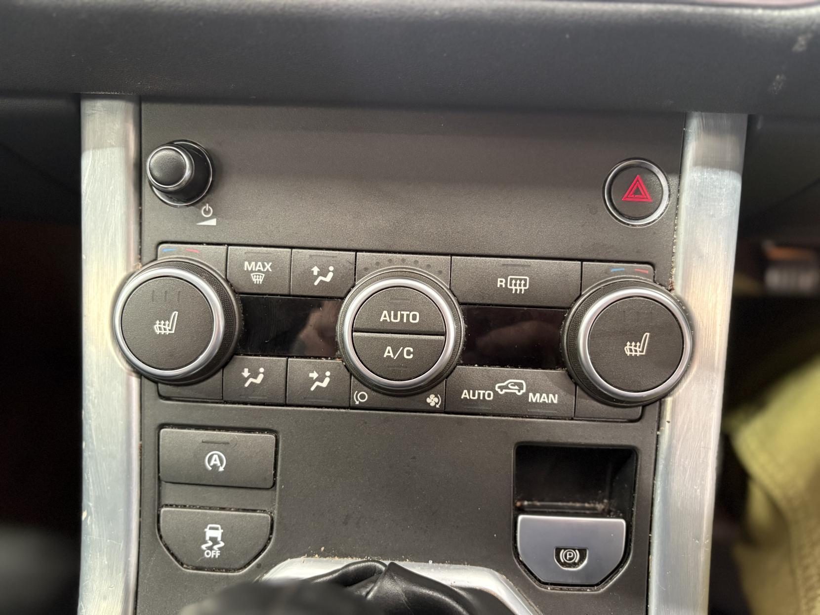 Land Rover Range Rover Evoque - Image 17