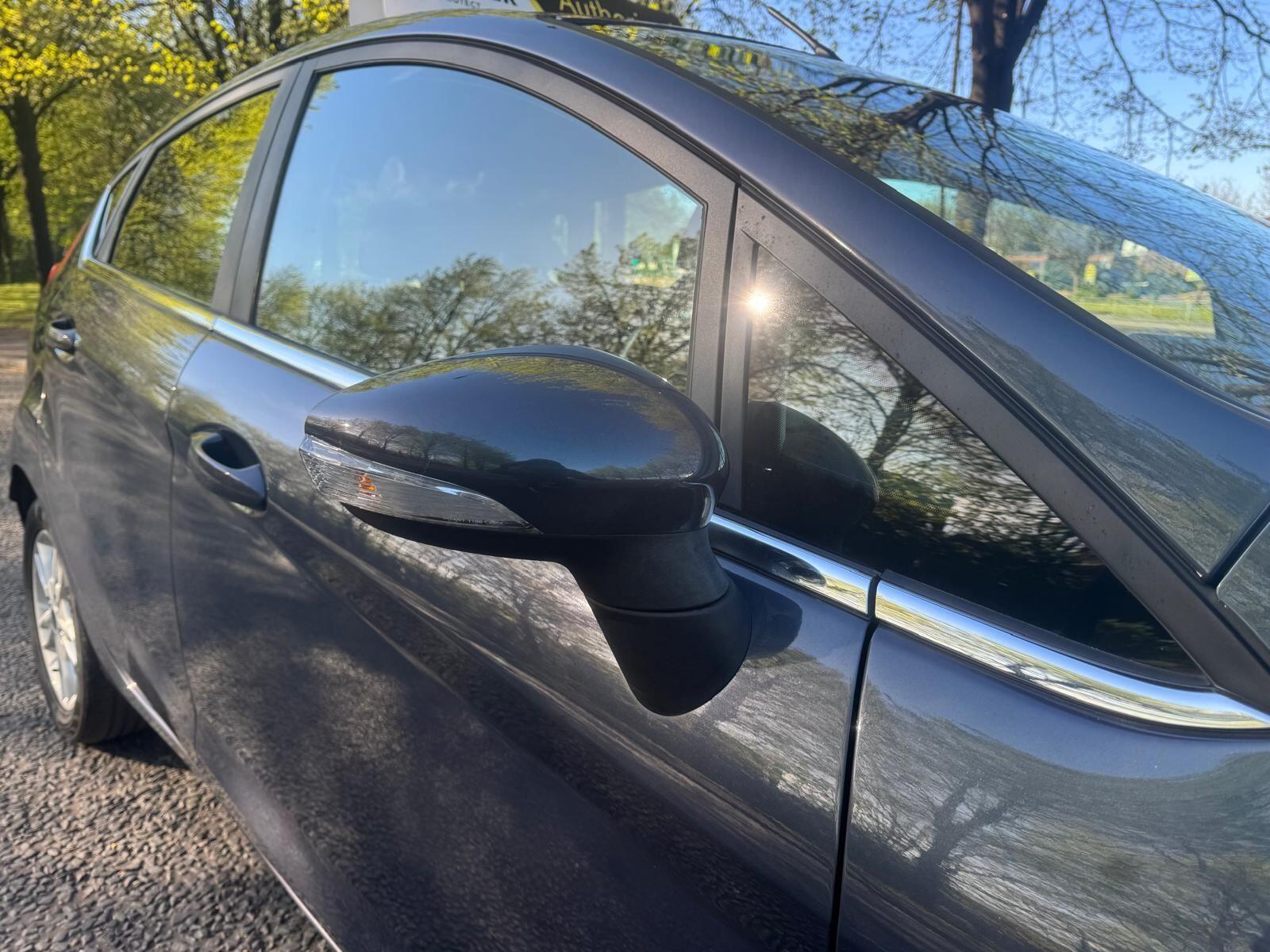 Ford Fiesta - Image 33