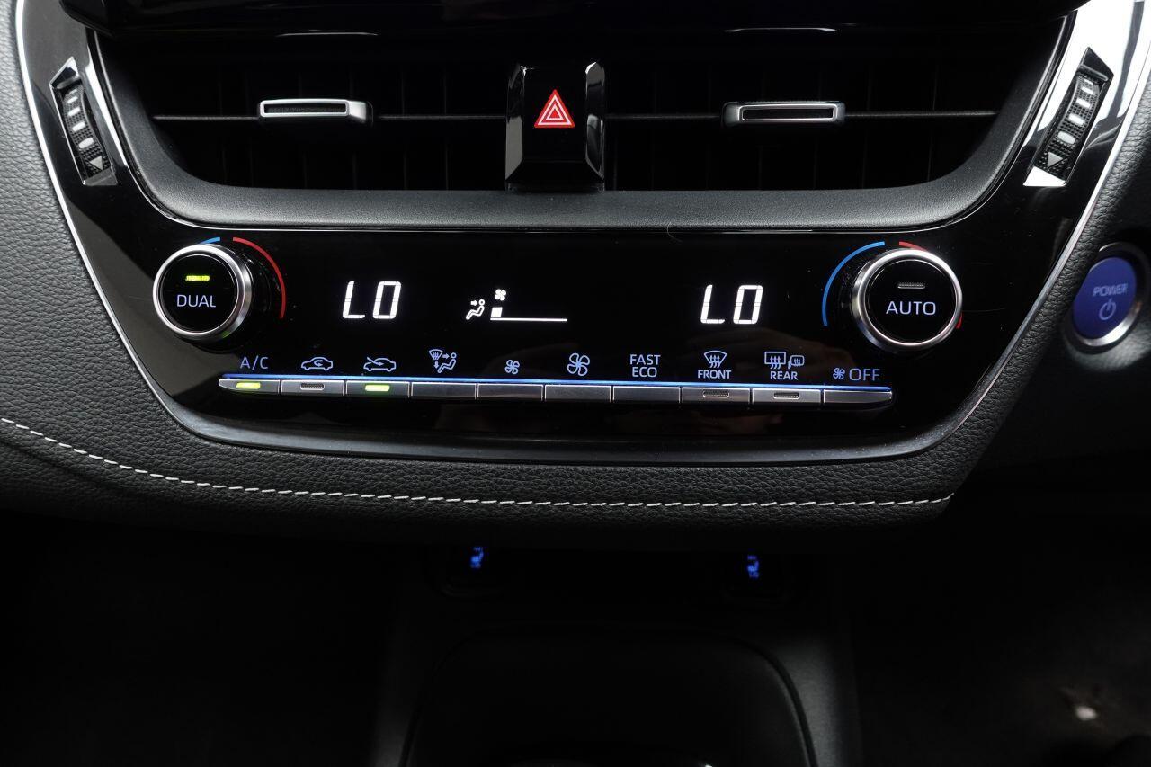 Toyota Corolla - Image 19