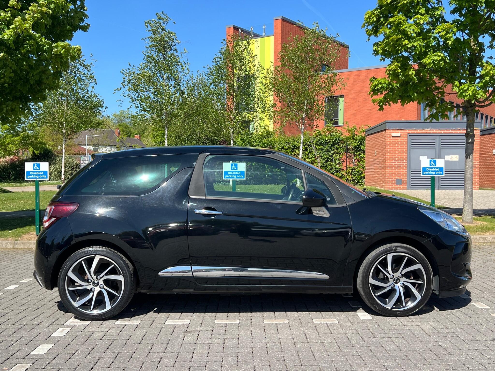 DS AUTOMOBILES DS 3 - Image 7