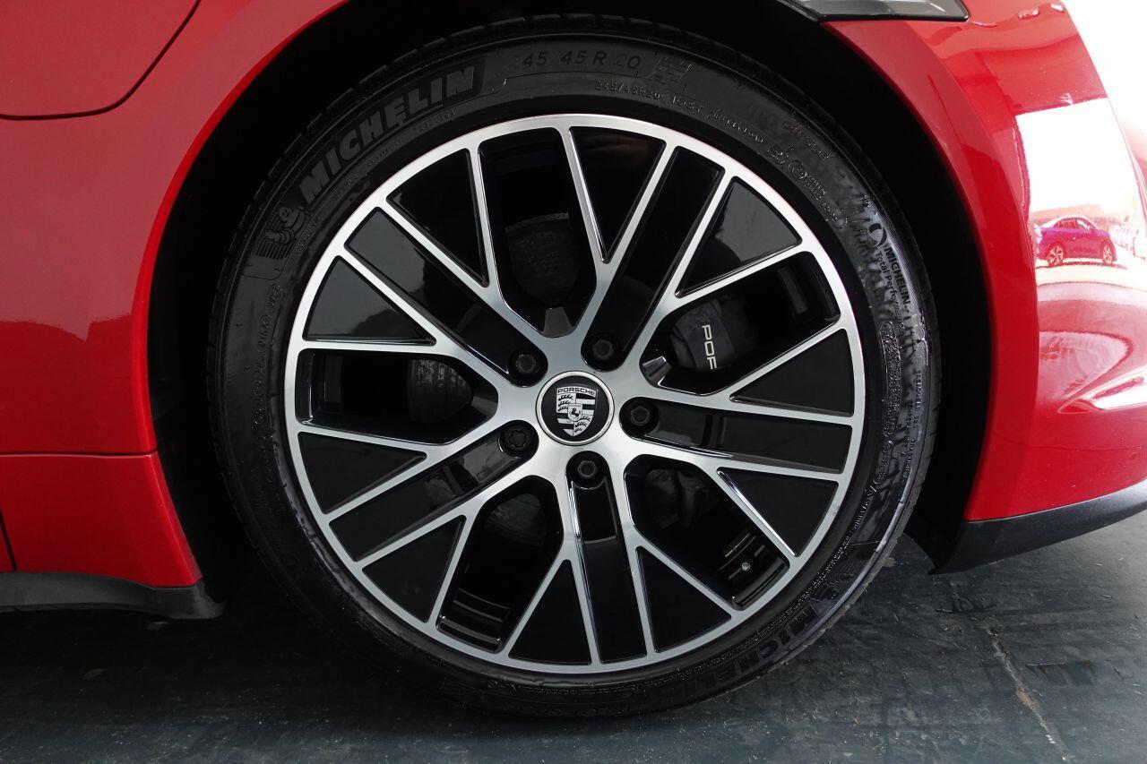 Porsche Taycan - Image 41
