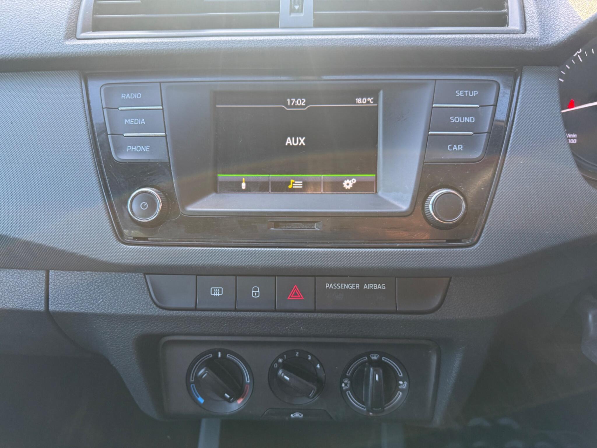 Skoda Fabia - Image 11
