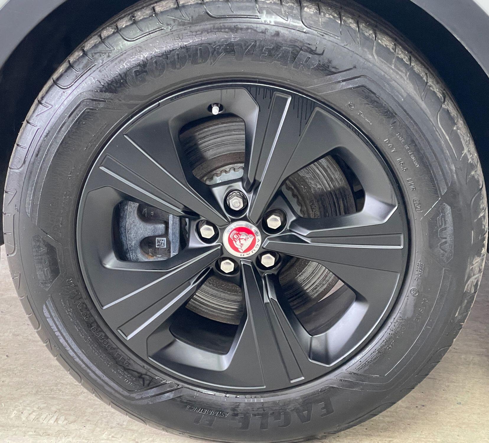 Jaguar E-Pace - Image 15