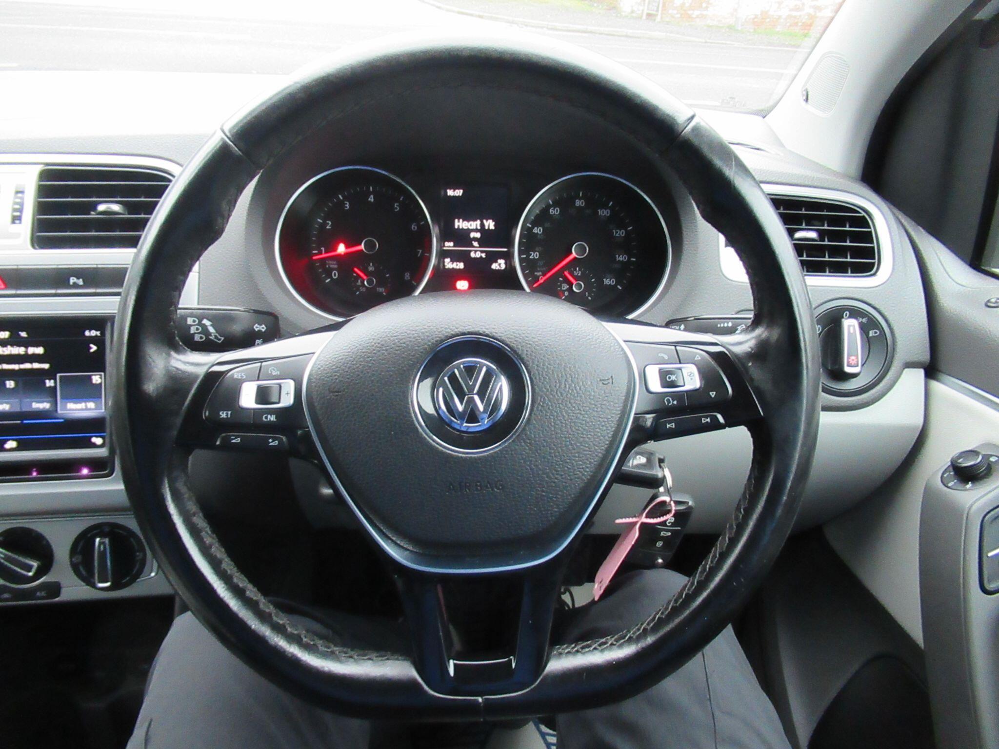 Volkswagen Polo - Image 24