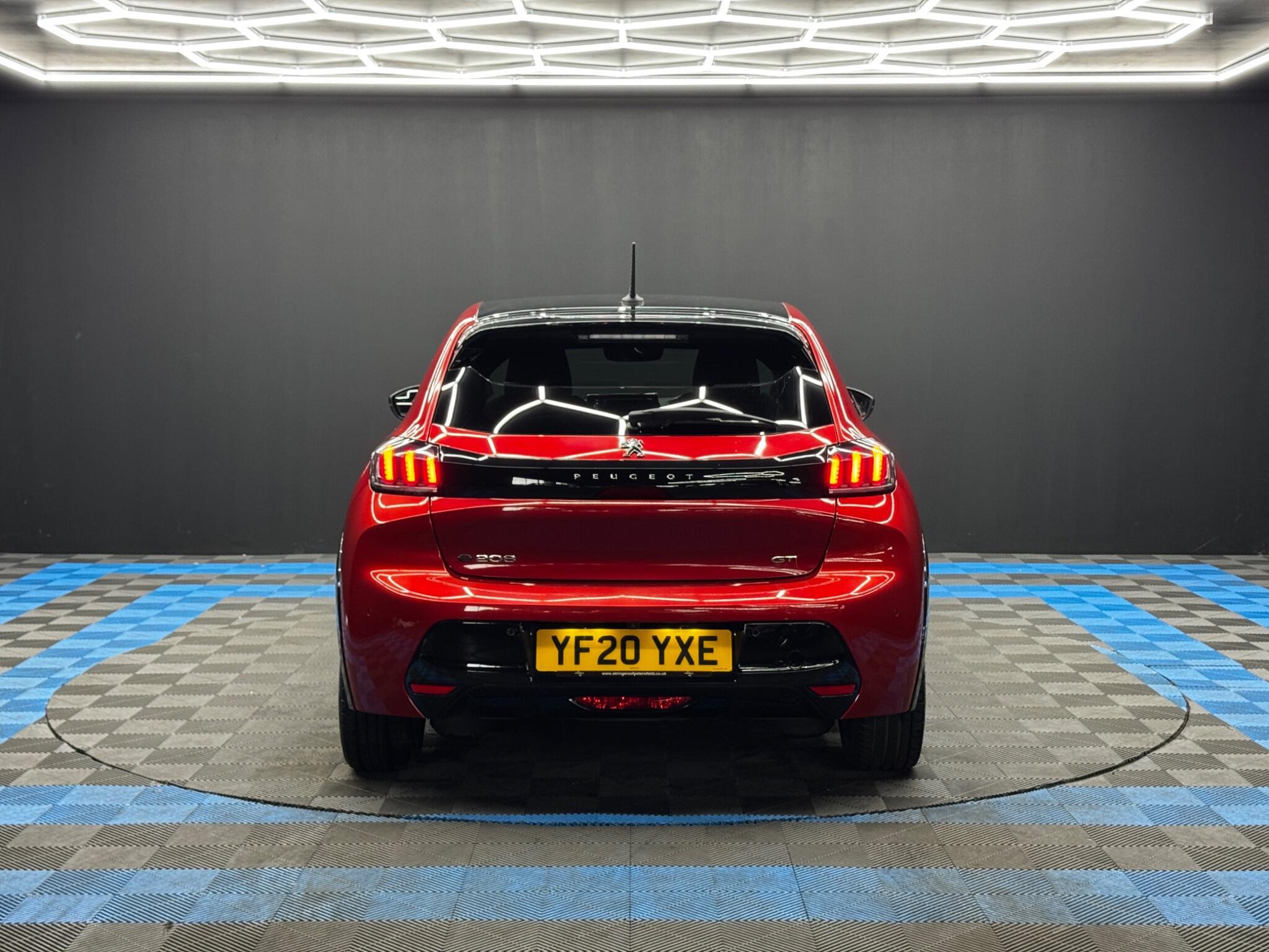 Peugeot E-208 - Image 6