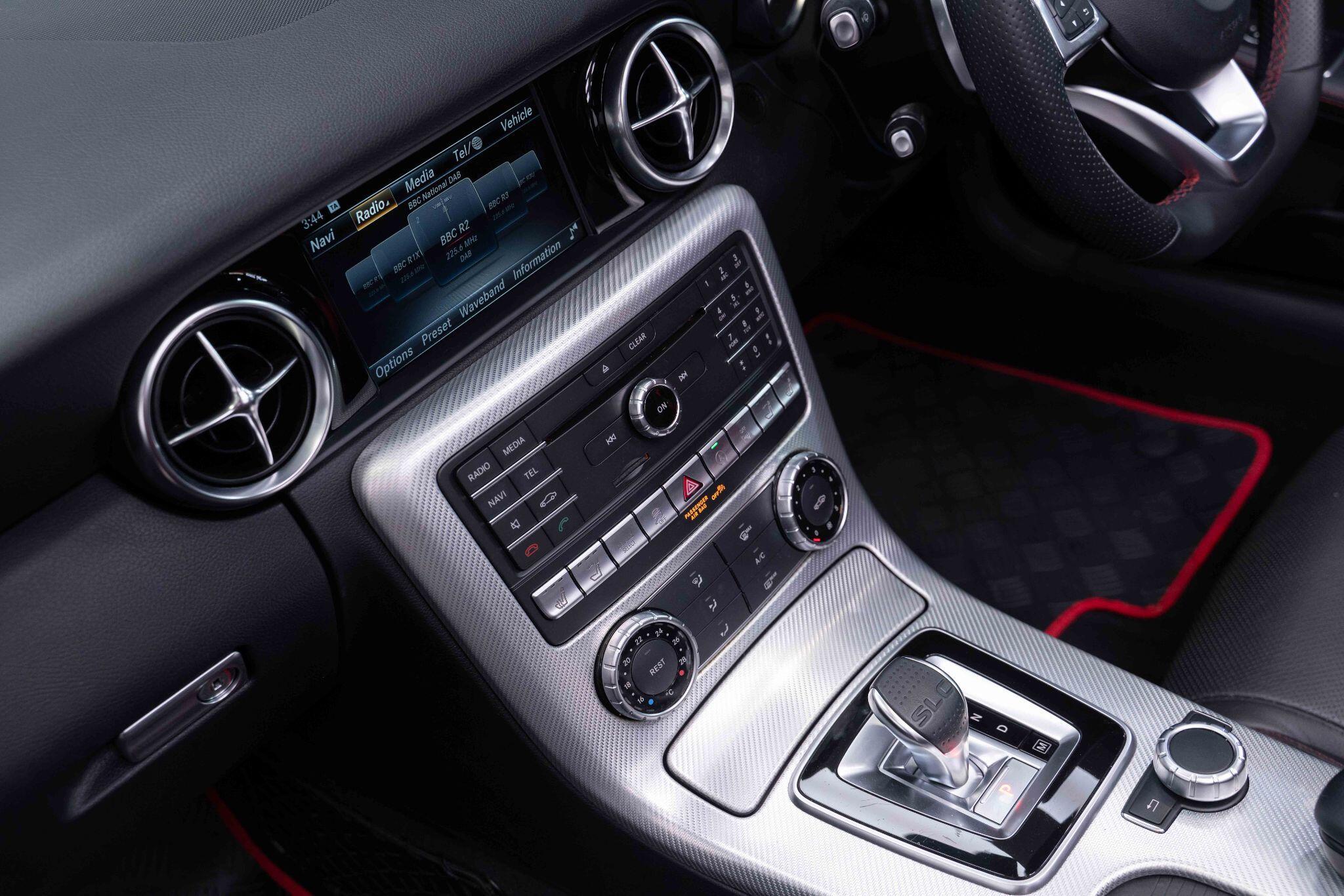 Mercedes SLC - Image 41