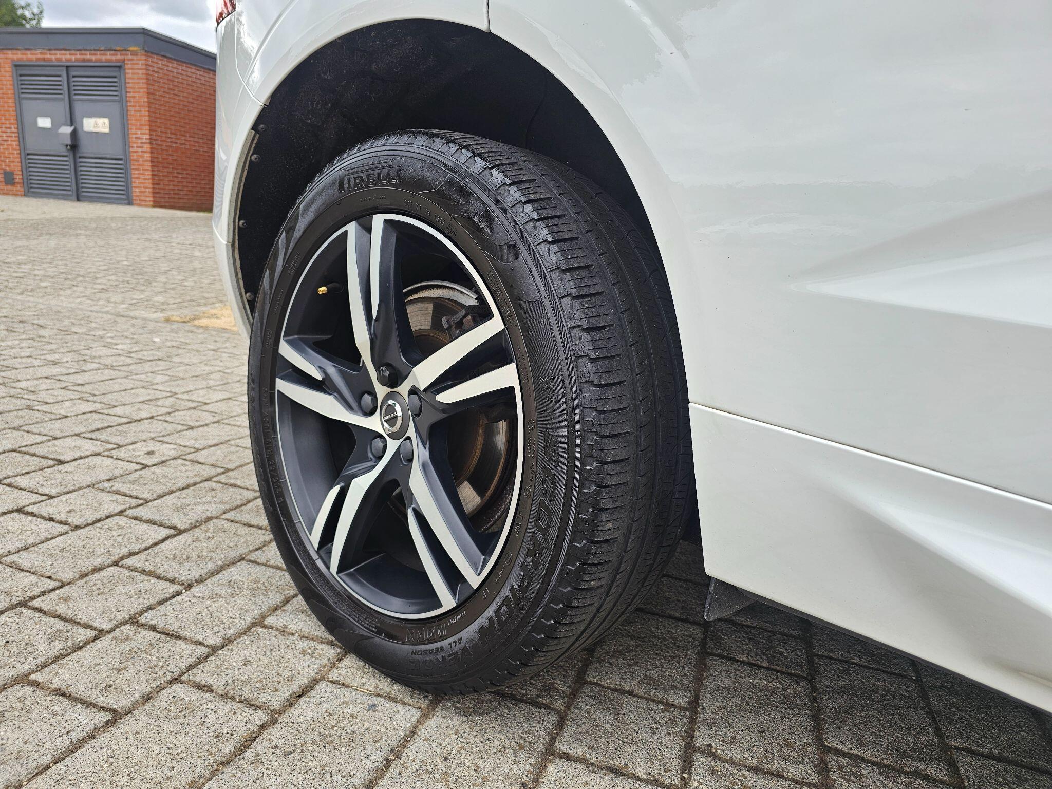 Volvo XC60 - Image 18