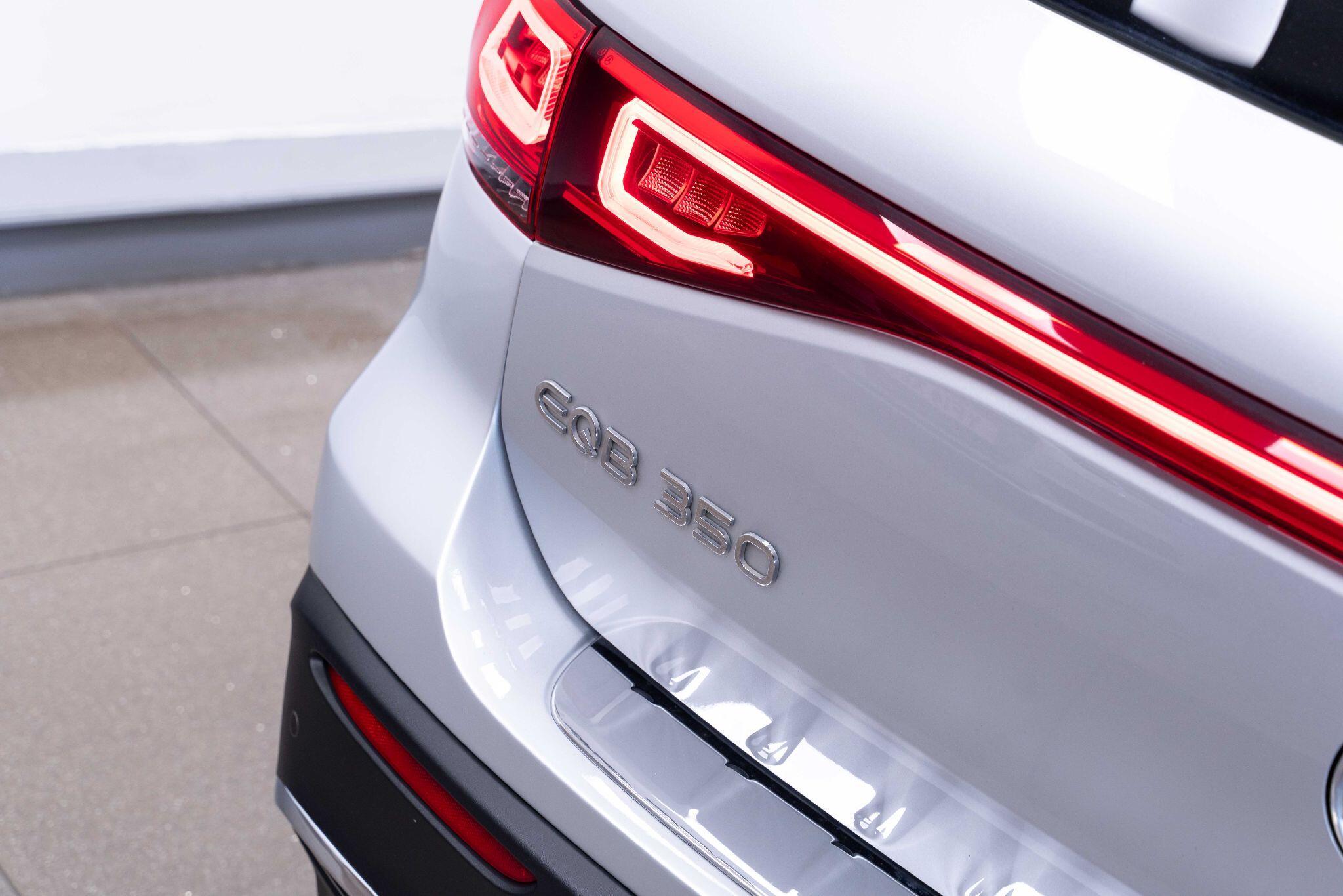 Mercedes Eqb - Image 44