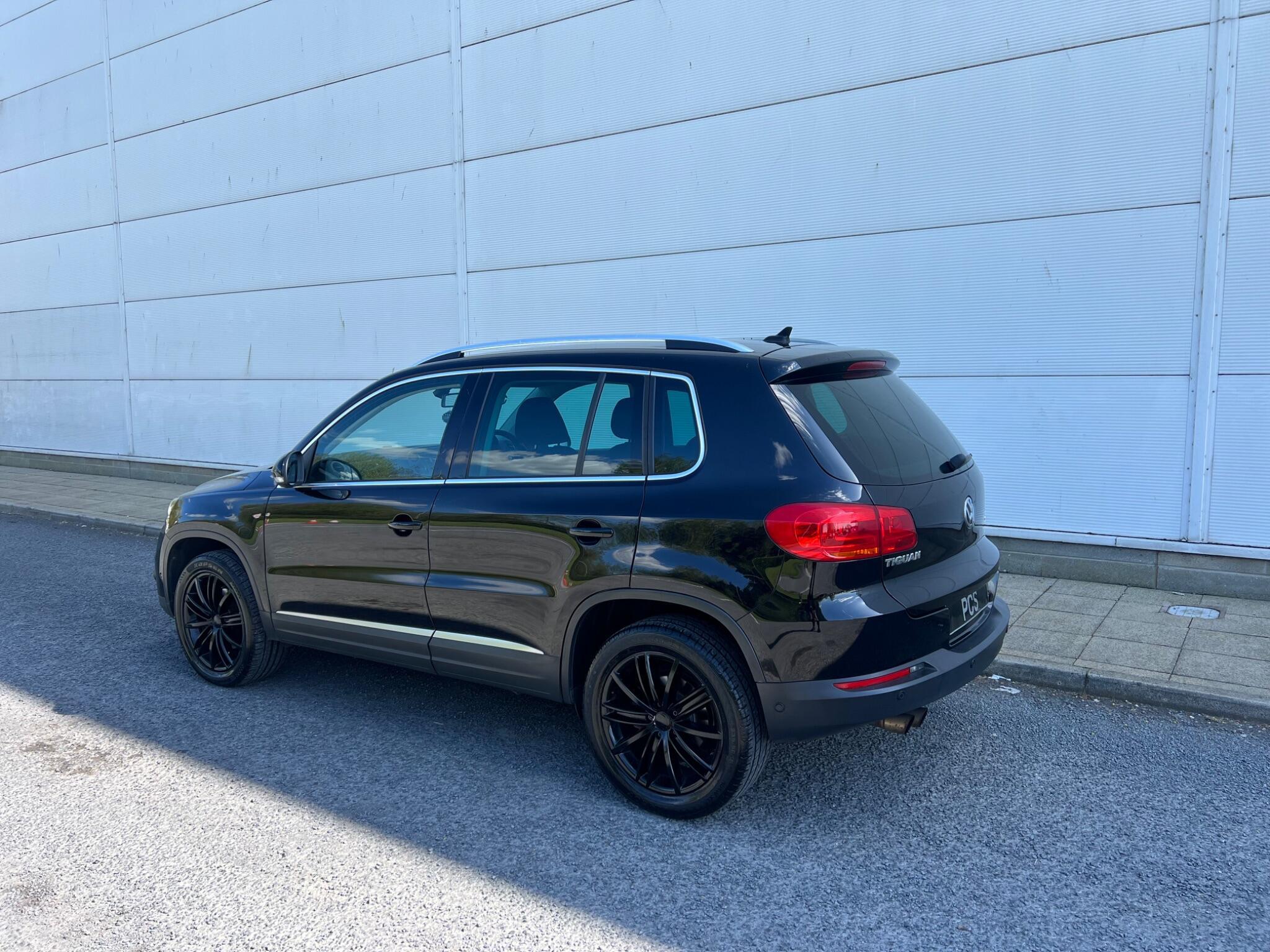 Volkswagen Tiguan - Image 31
