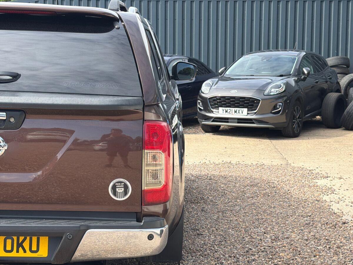 Nissan NAVARA - Image 15