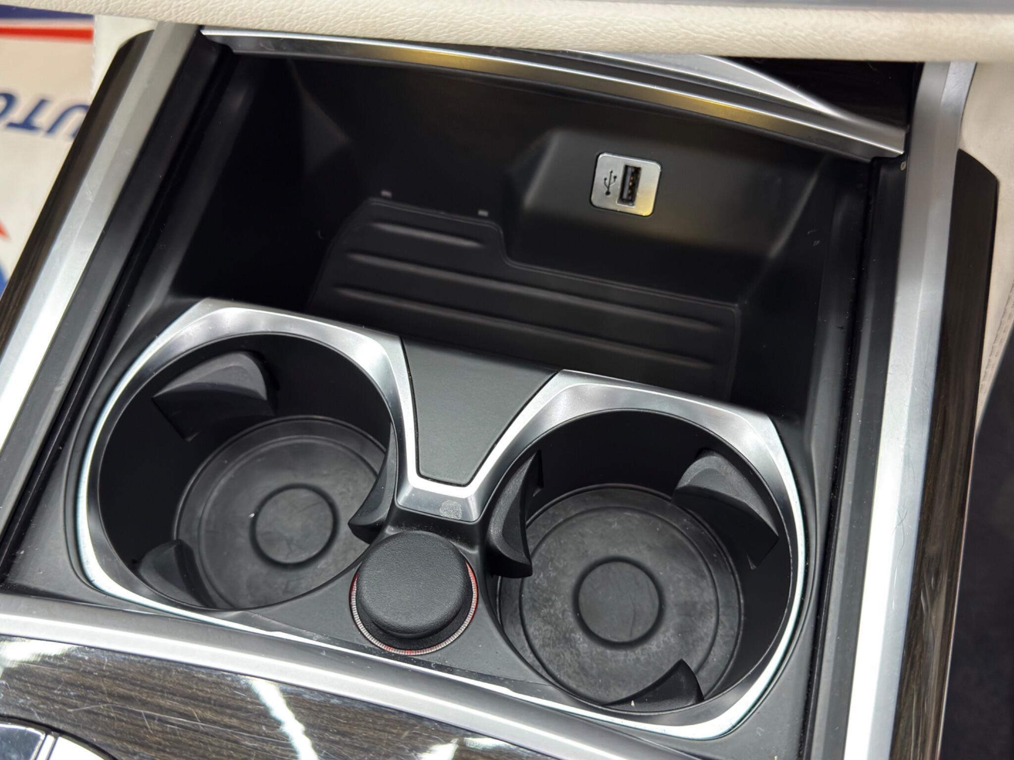 BMW 7 Series - Image 33