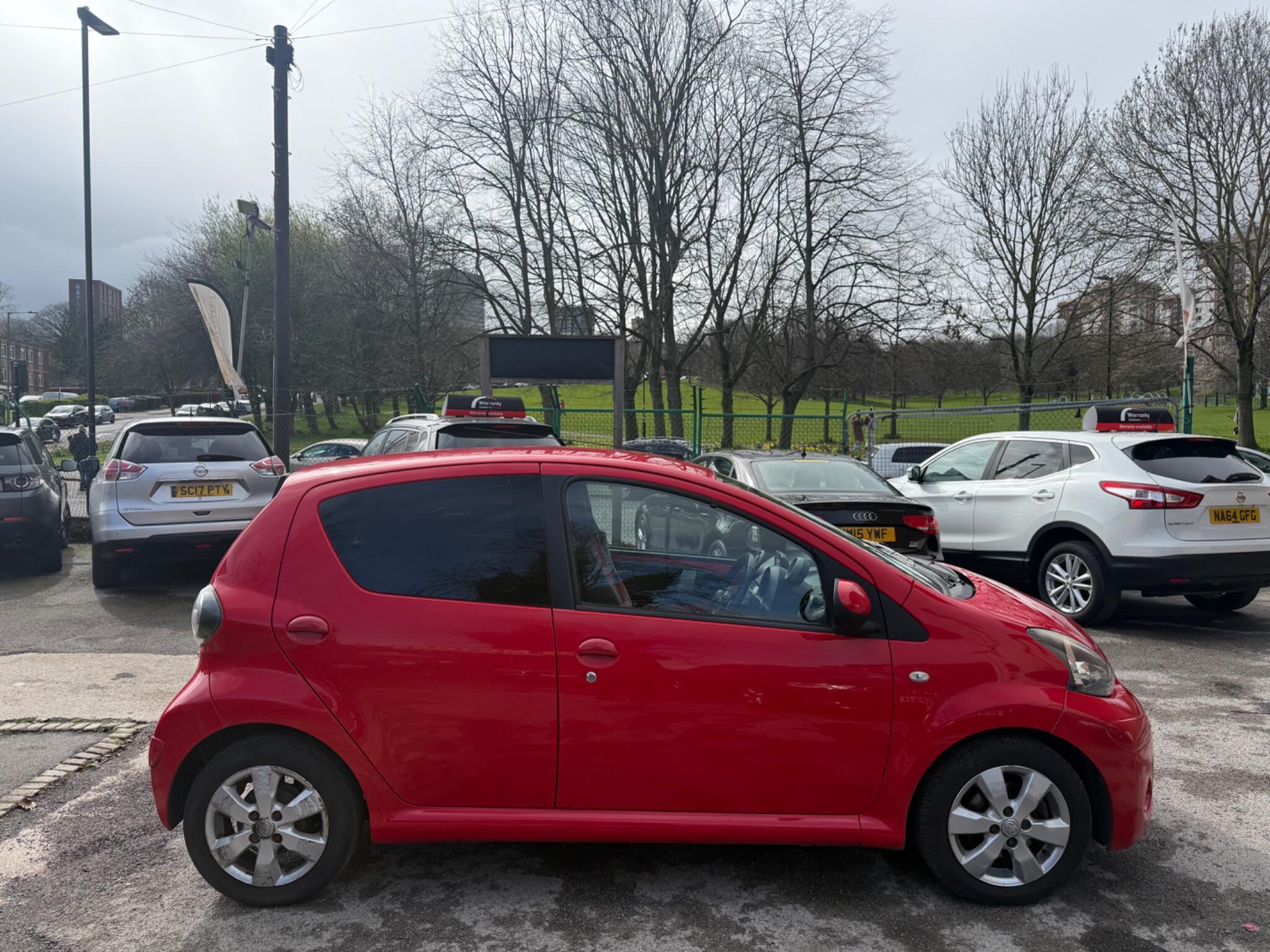 Toyota Aygo - Image 8