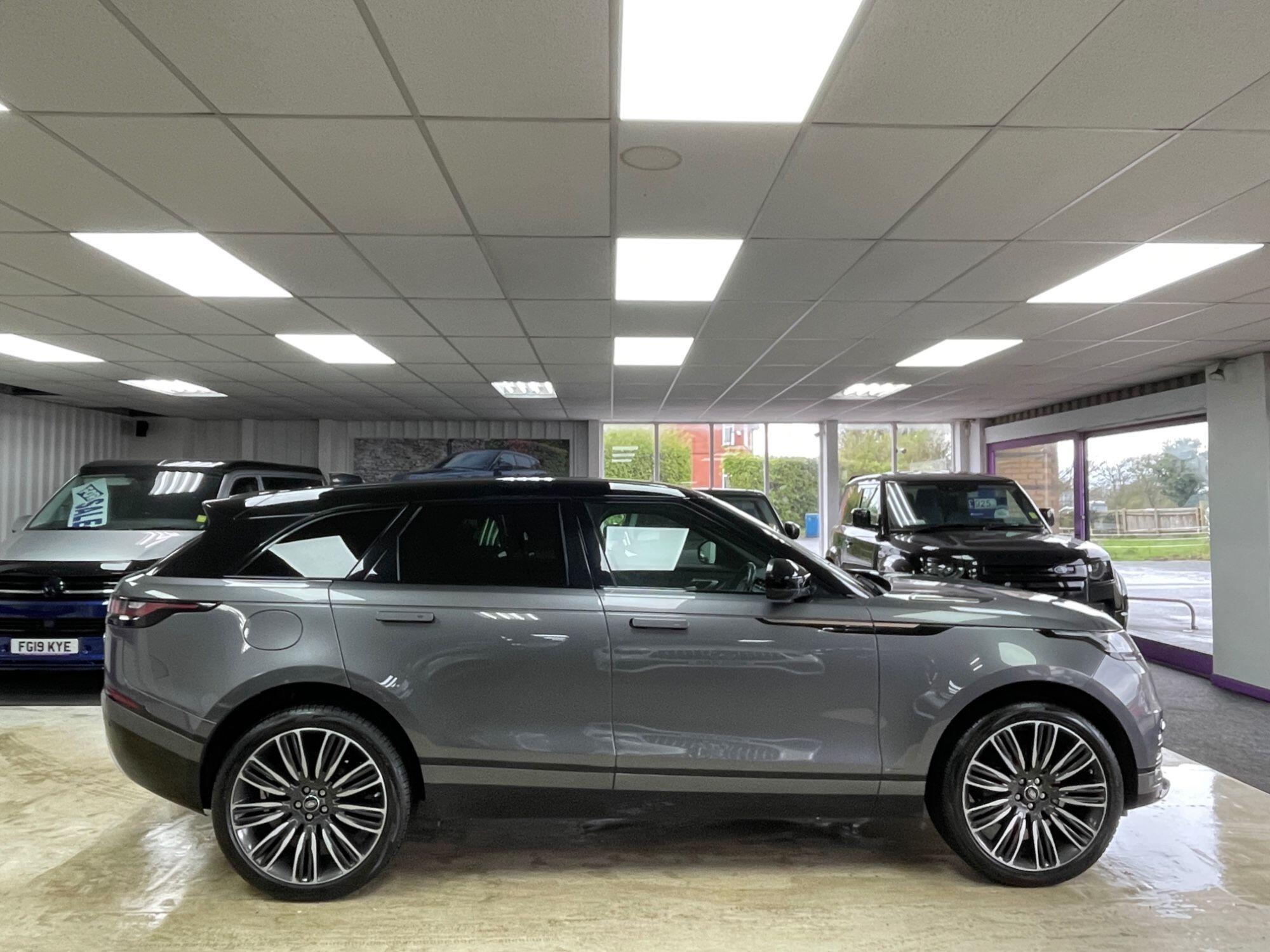 Land Rover Range Rover Velar - Image 12