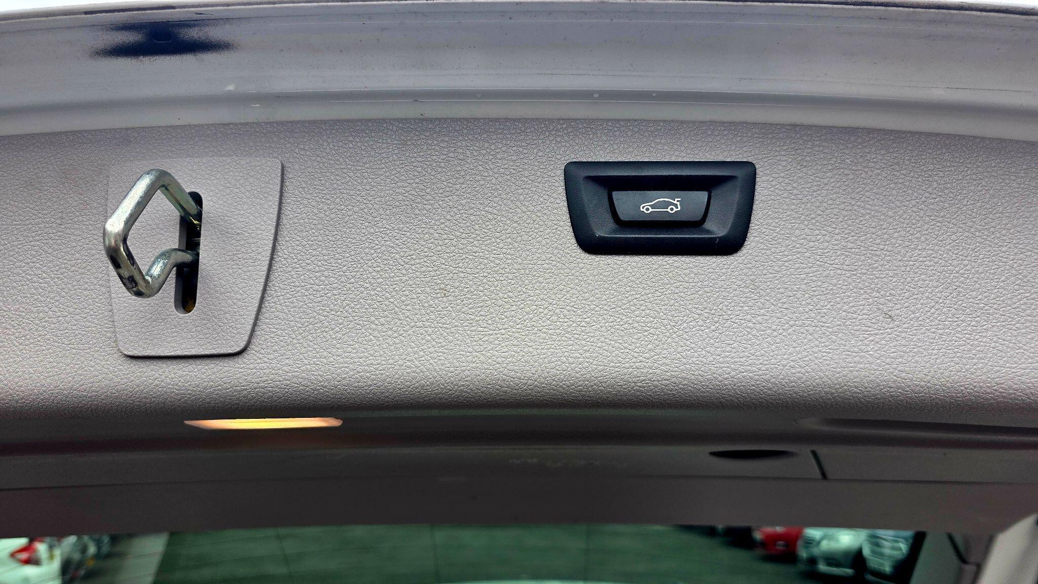 BMW 3 Series - Image 23