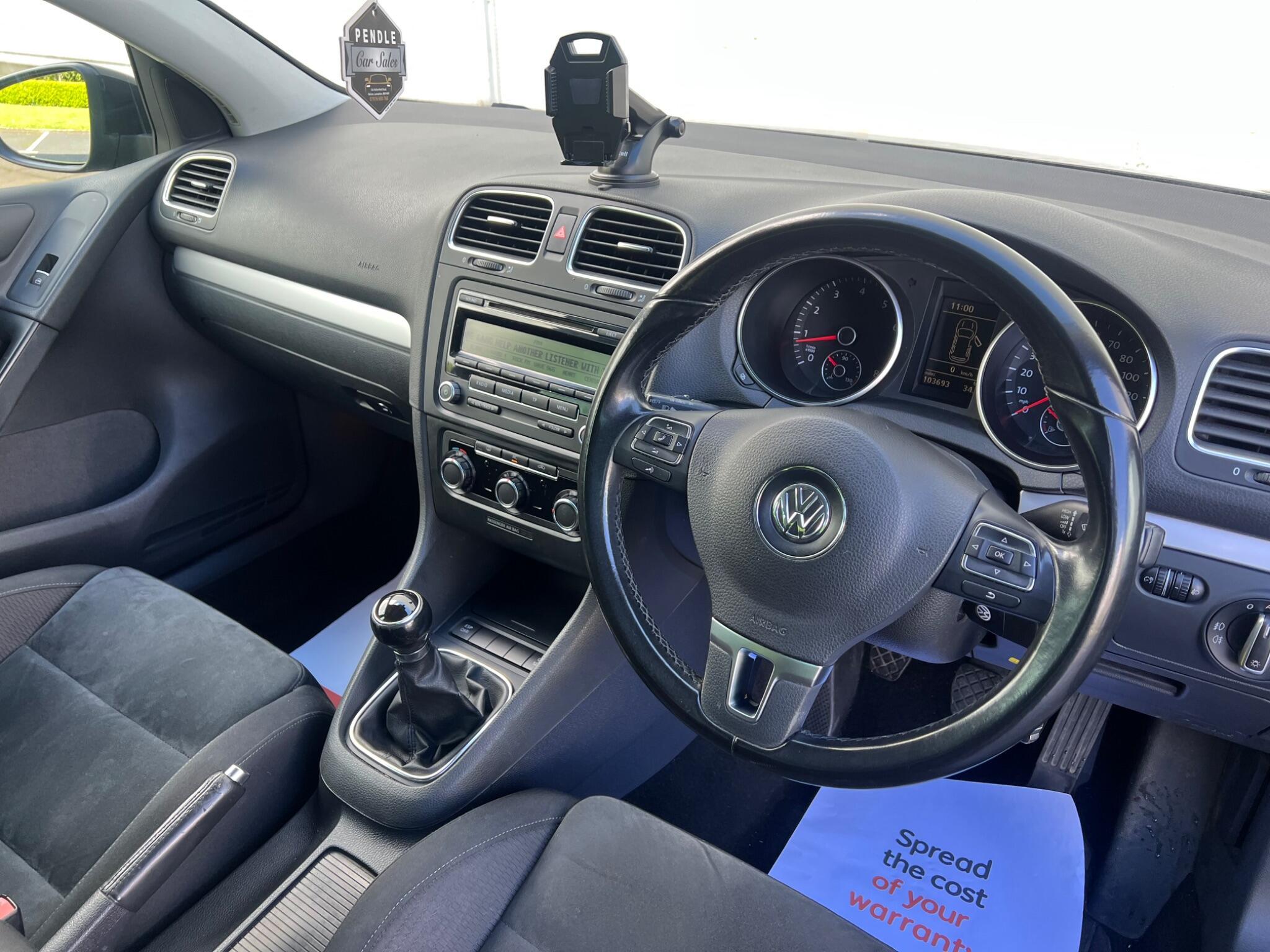 Volkswagen Golf - Image 13