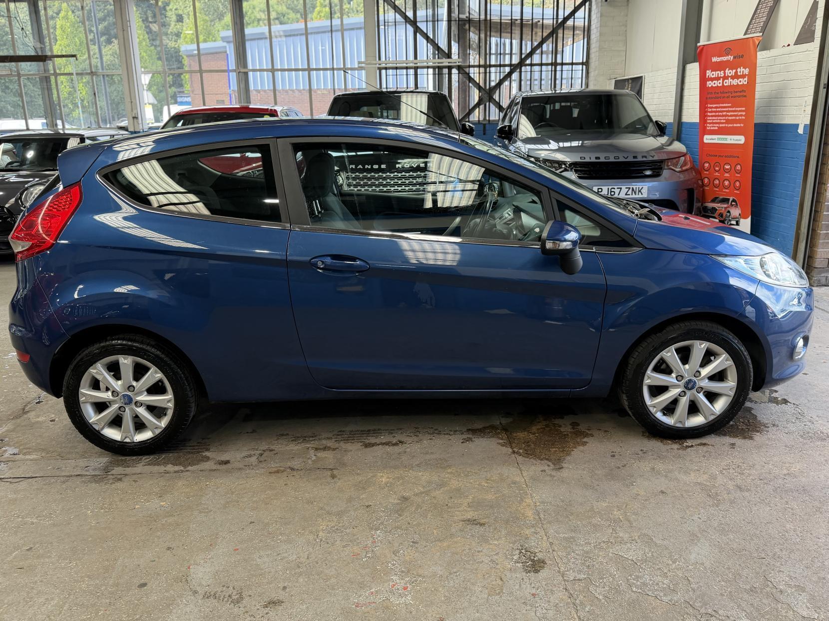 Ford Fiesta - Image 8