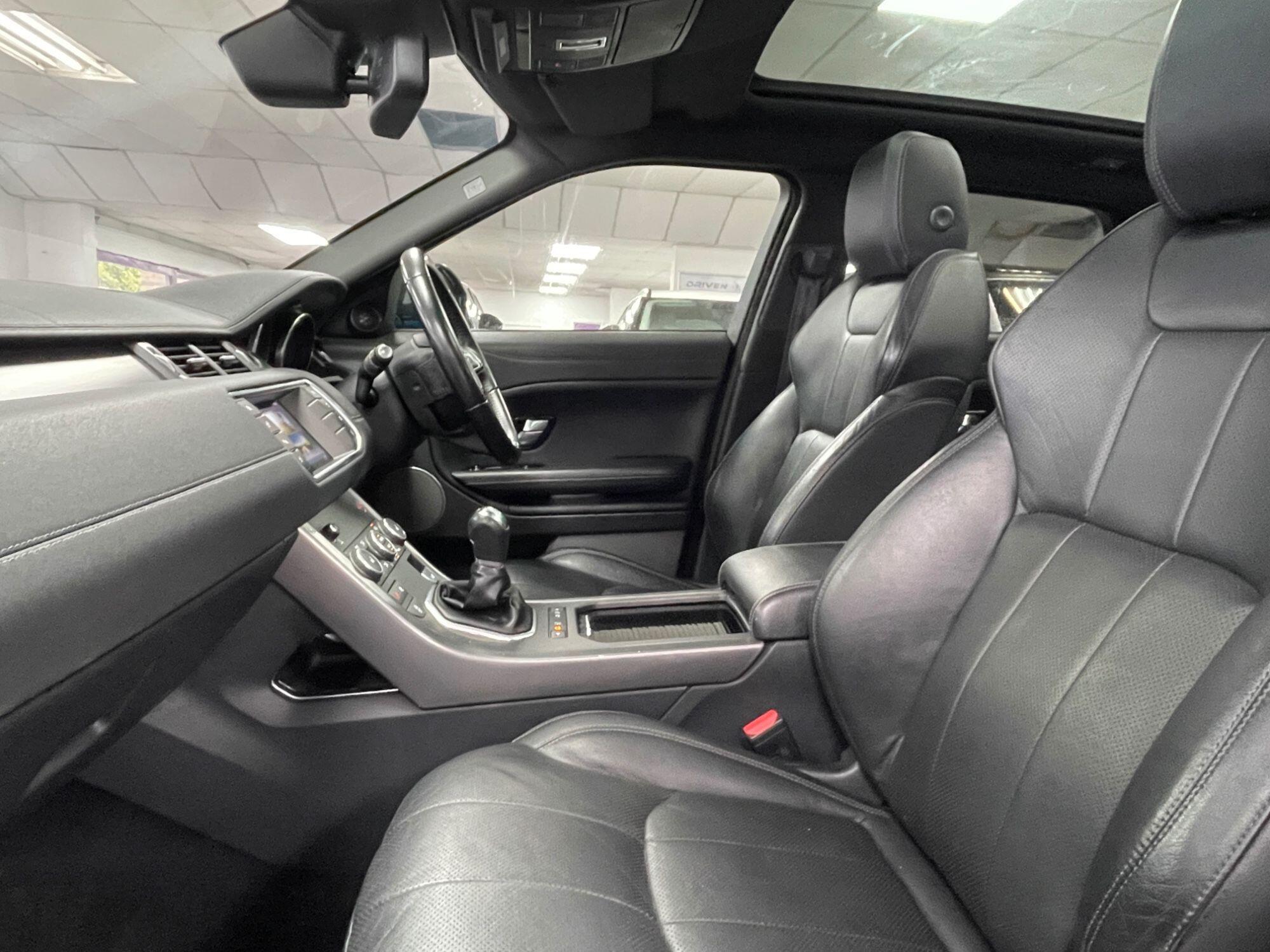 Land Rover Range Rover Evoque - Image 30