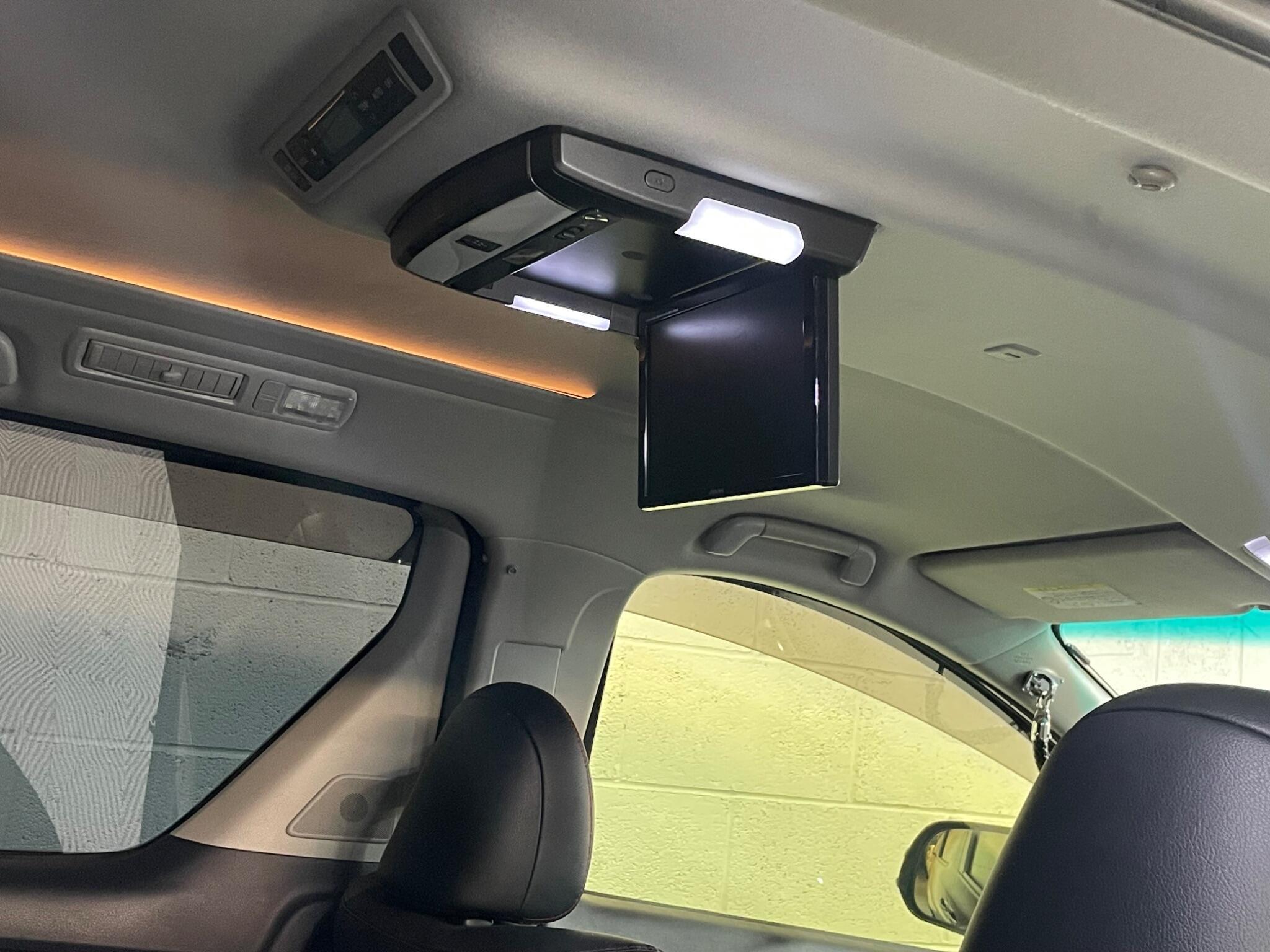 Toyota Vellfire - Image 13