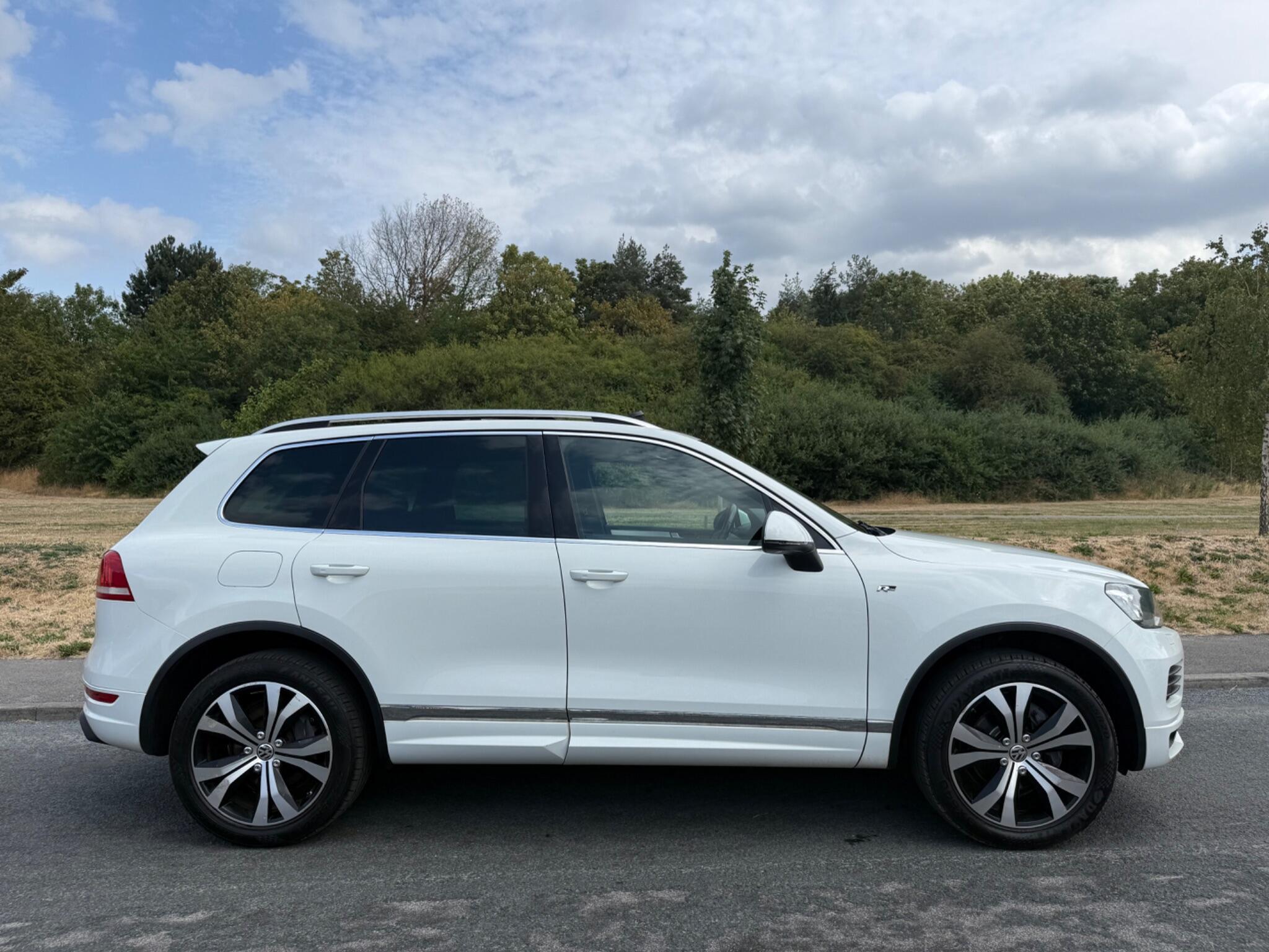 Volkswagen Touareg - Image 2
