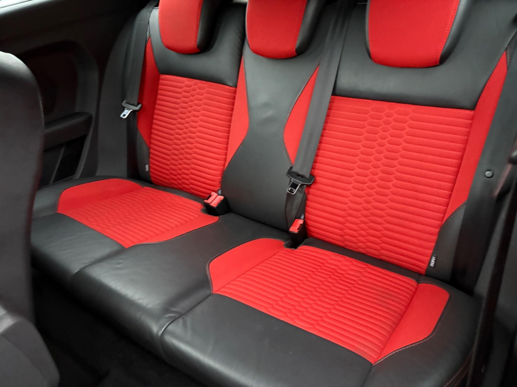 Ford Fiesta - Image 12