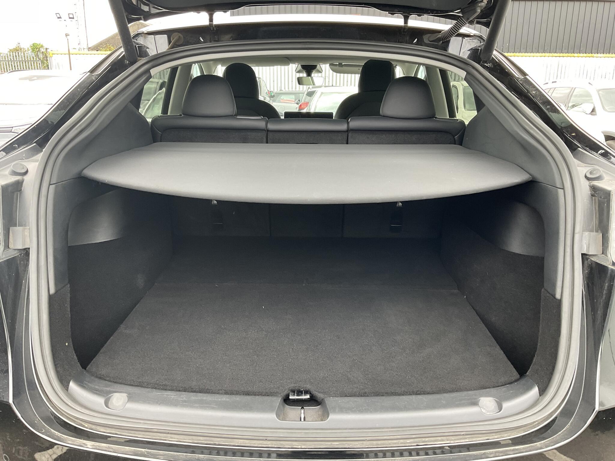 Tesla Model Y - Image 20