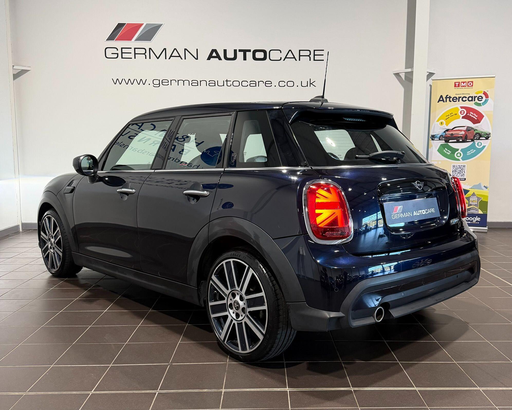 MINI Hatch - Image 4