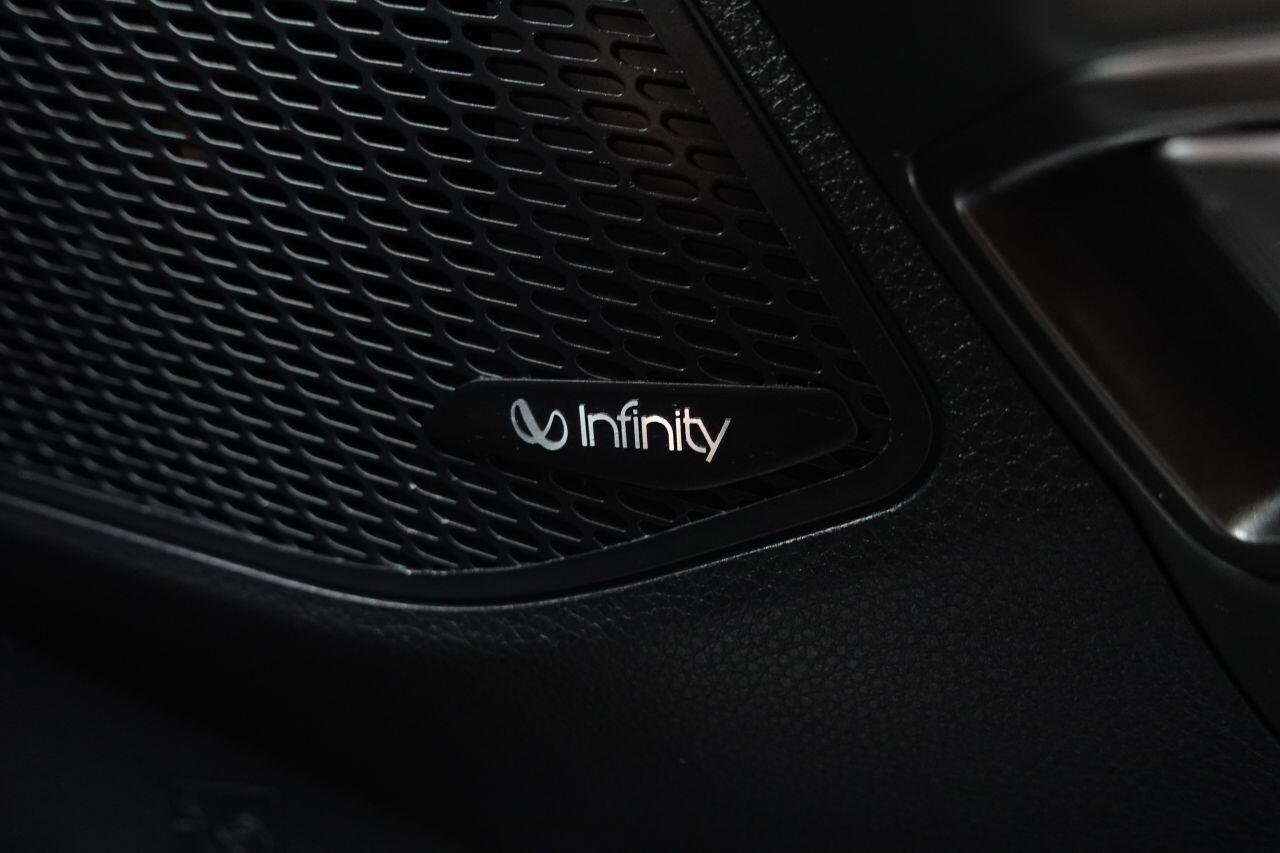 Hyundai Santa Fe - Image 34