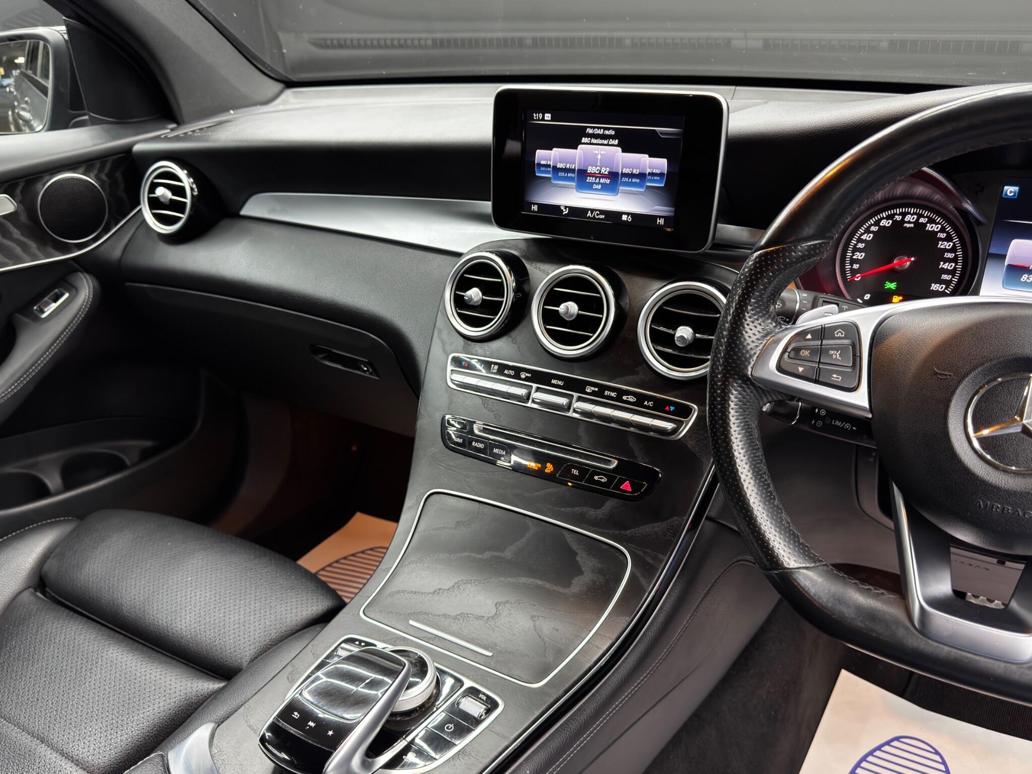 Mercedes GLC - Image 24
