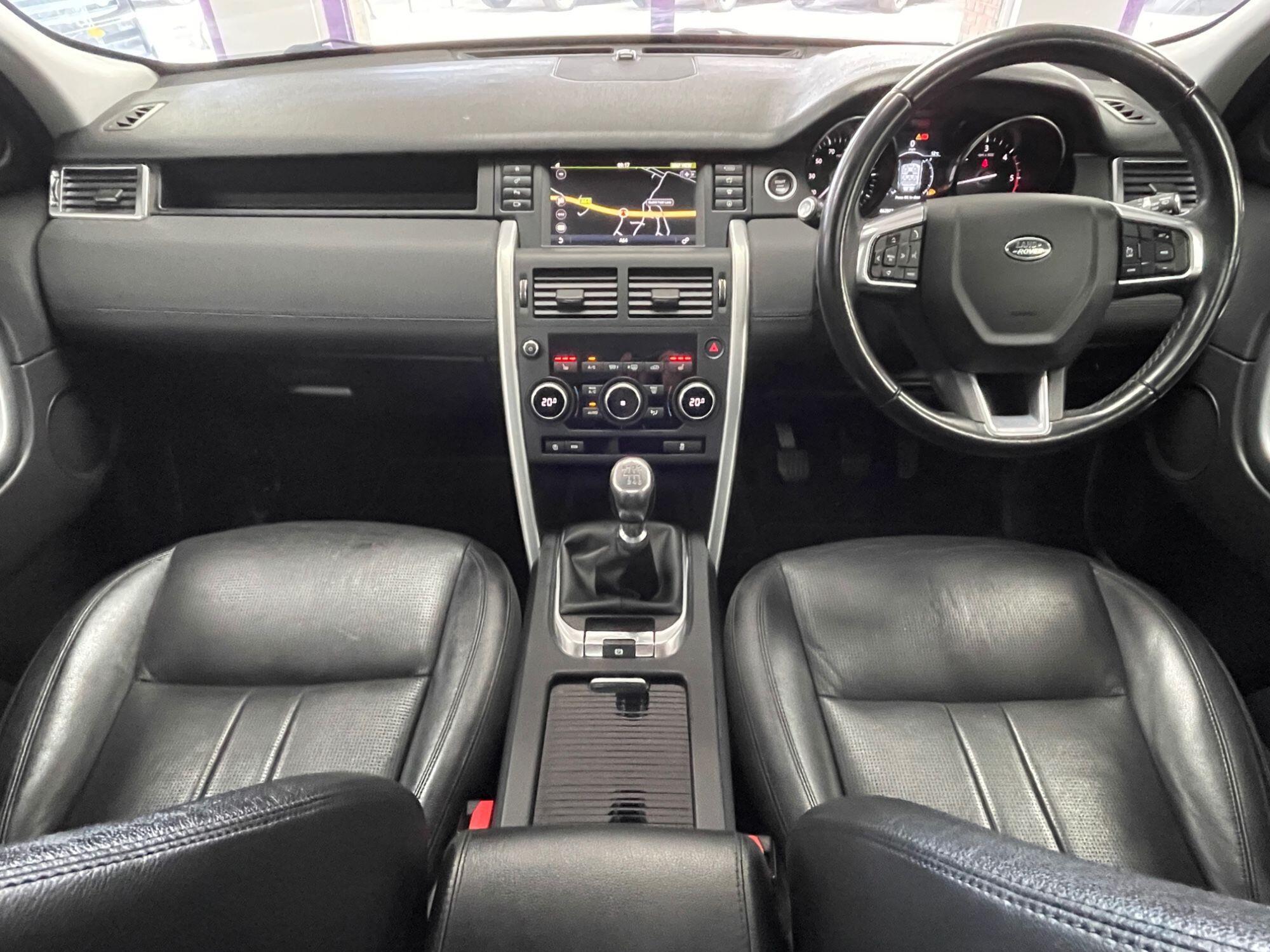 Land Rover DISCOVERY SPORT - Image 2