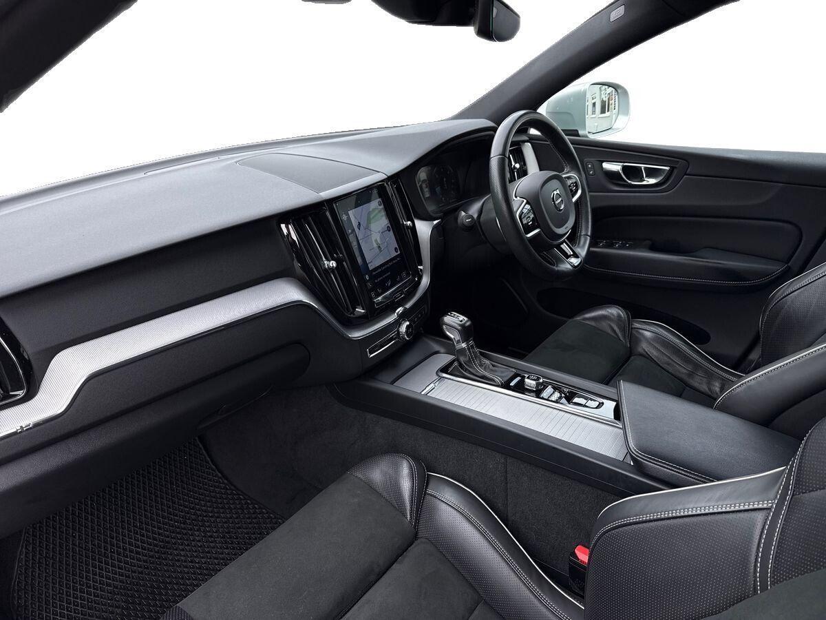 Volvo XC60 - Image 25