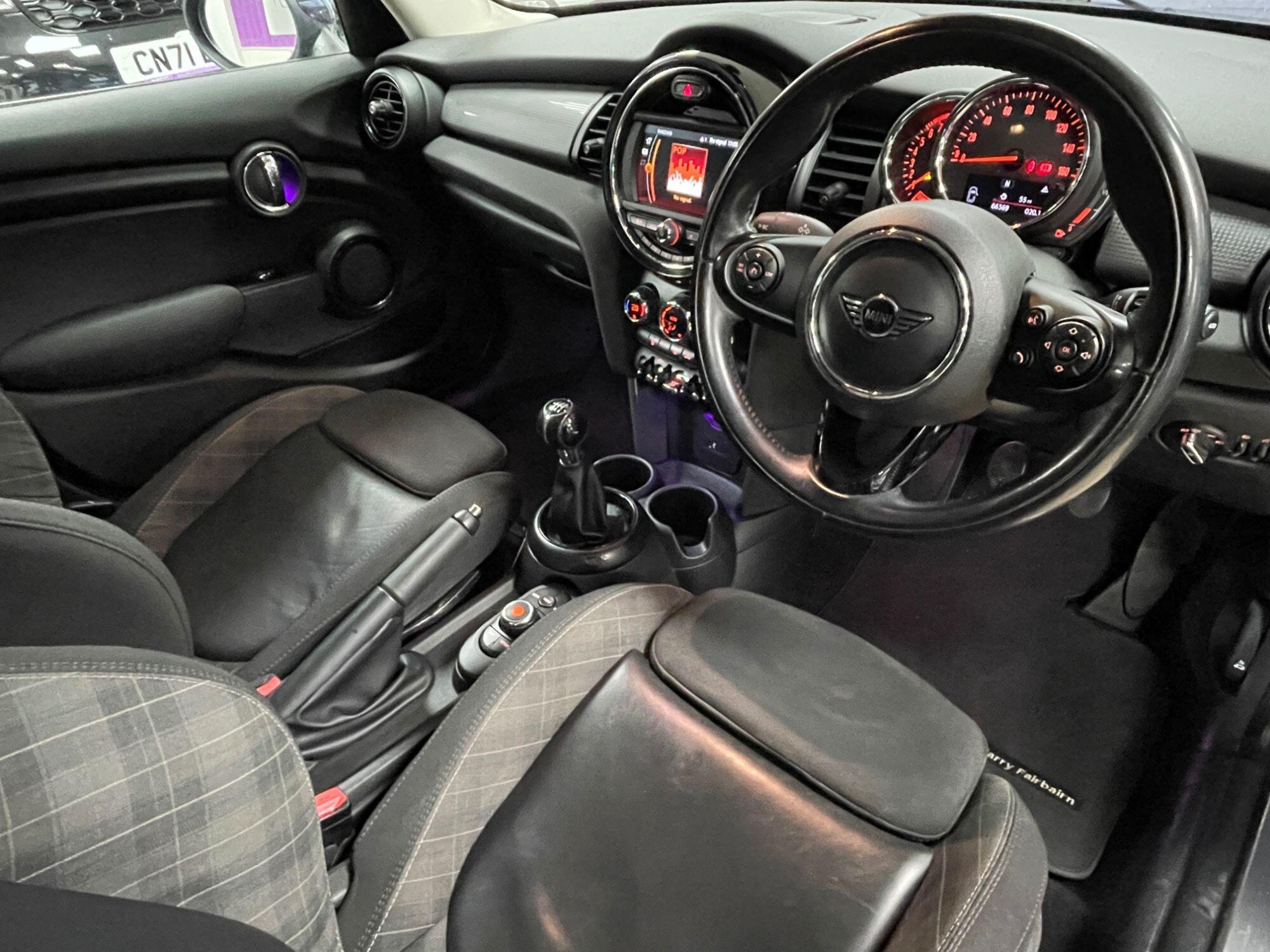 MINI Hatch - Image 24