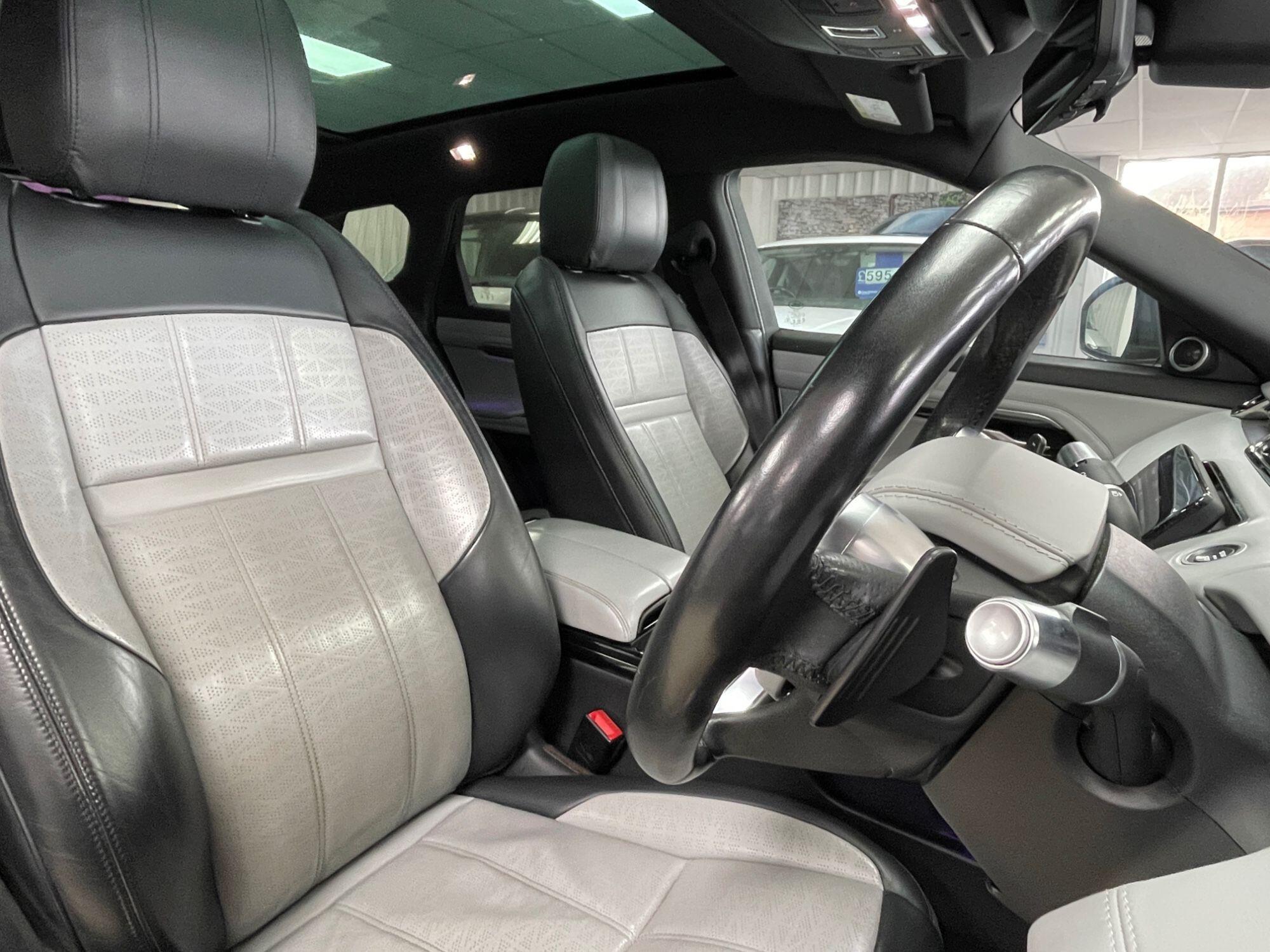 Land Rover Range Rover Evoque - Image 26