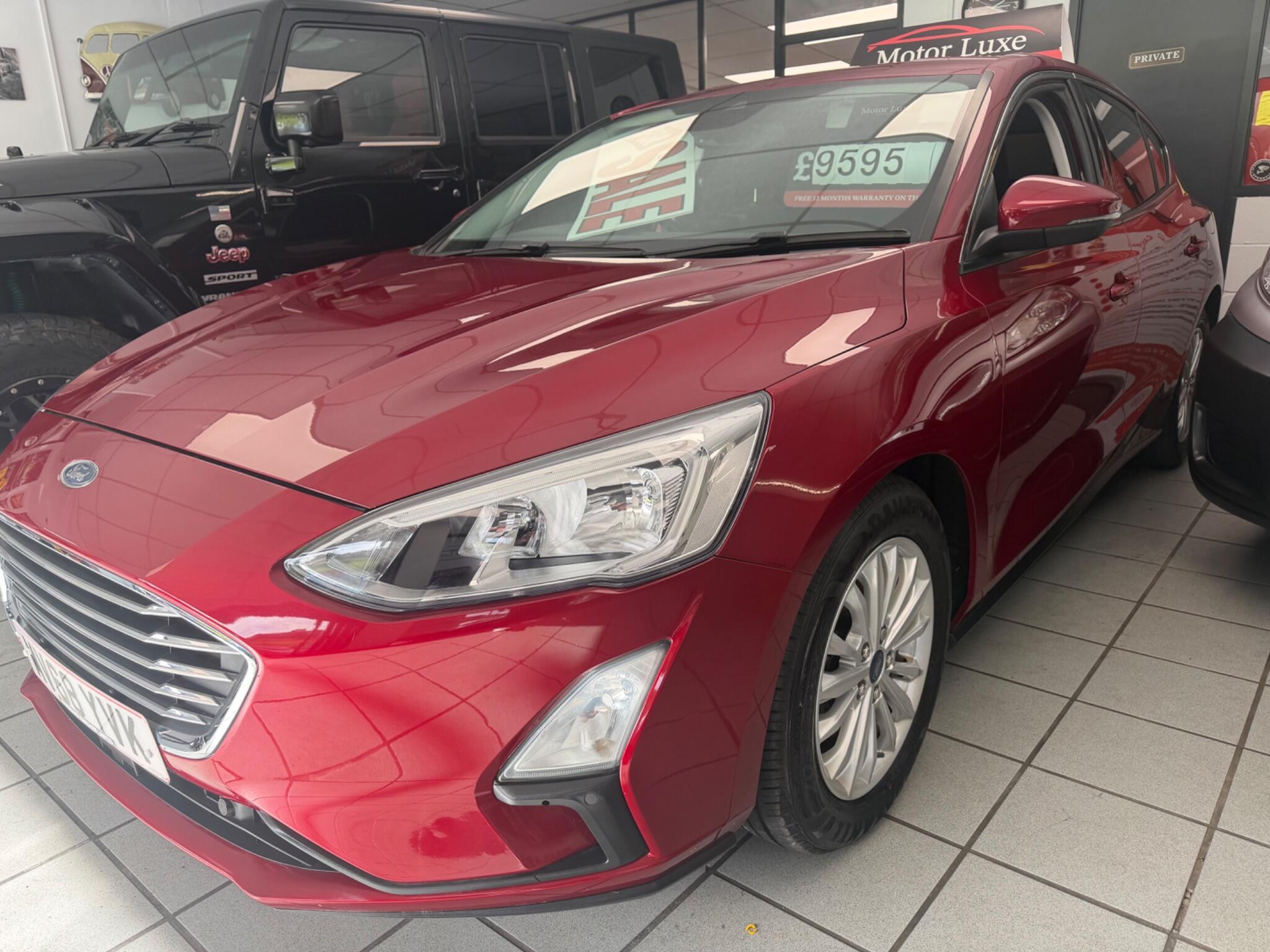Ford Focus - Image 14