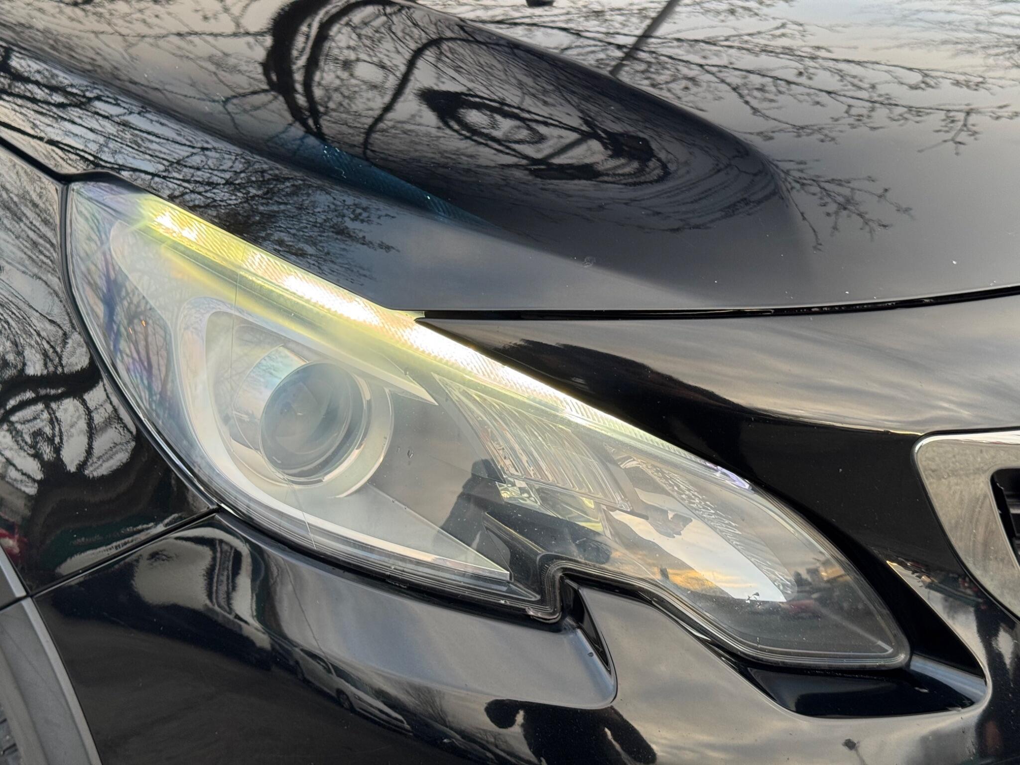 Peugeot 2008 - Image 6