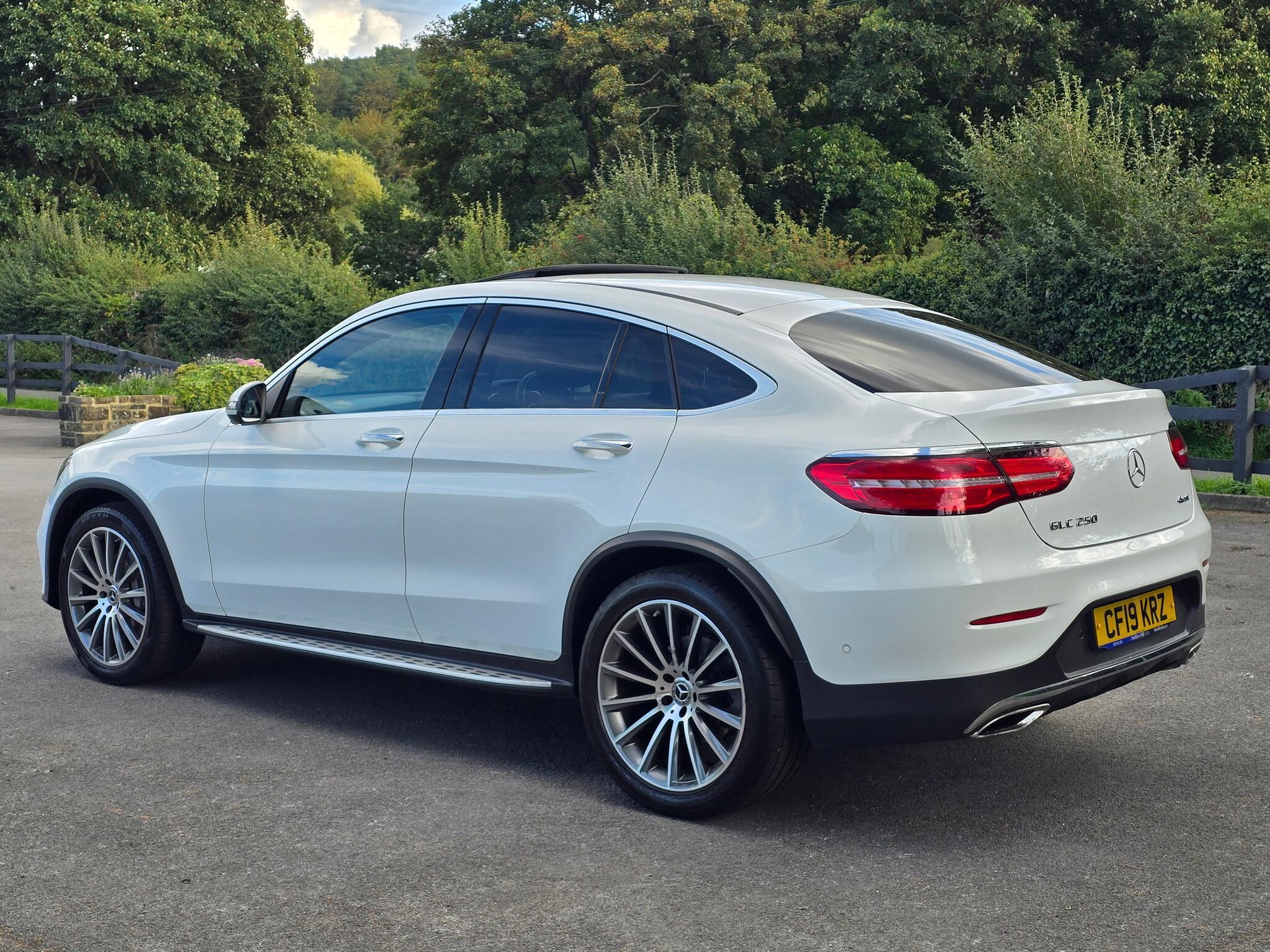 Mercedes GLC - Image 12