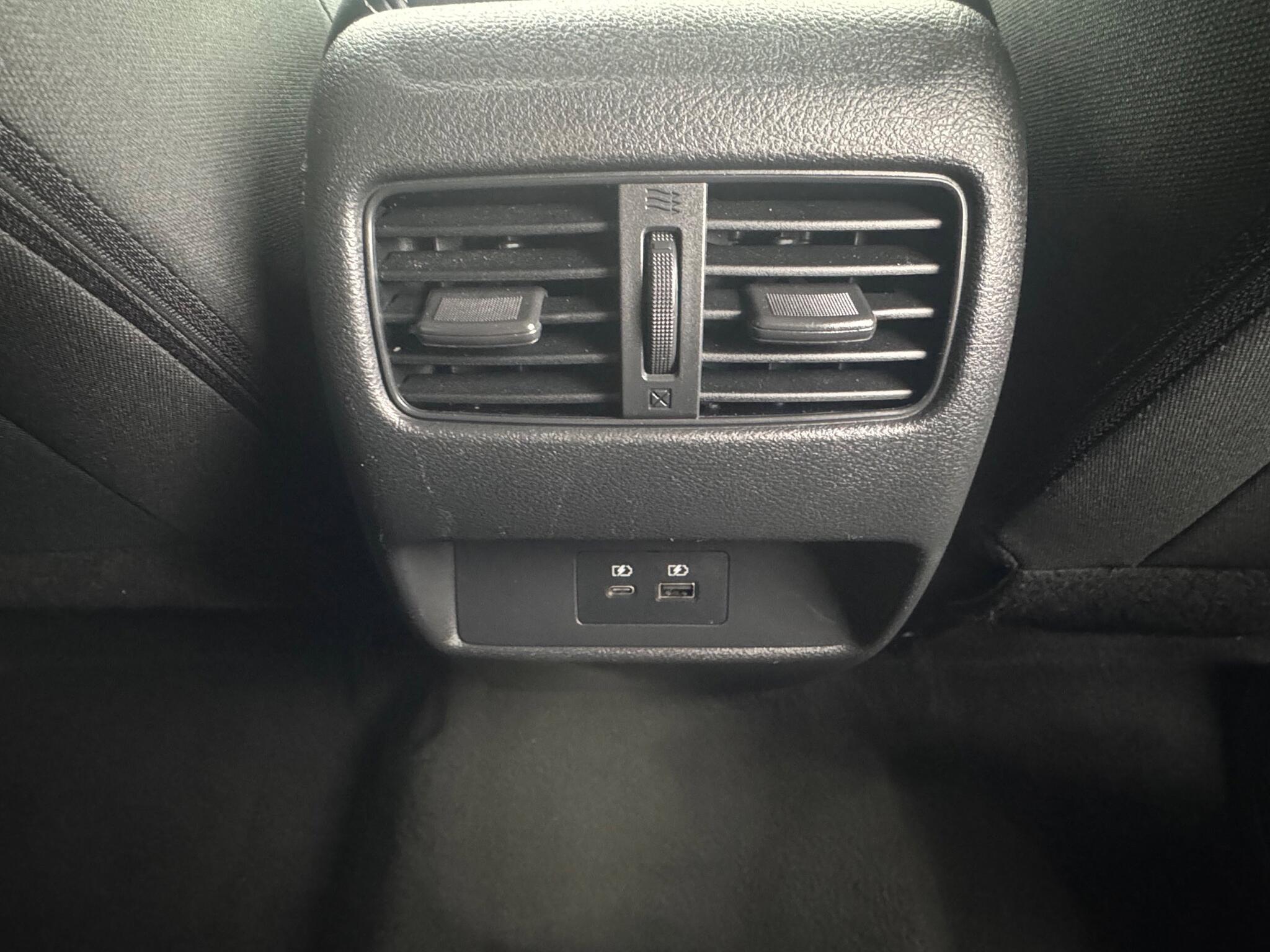 Nissan Qashqai - Image 12