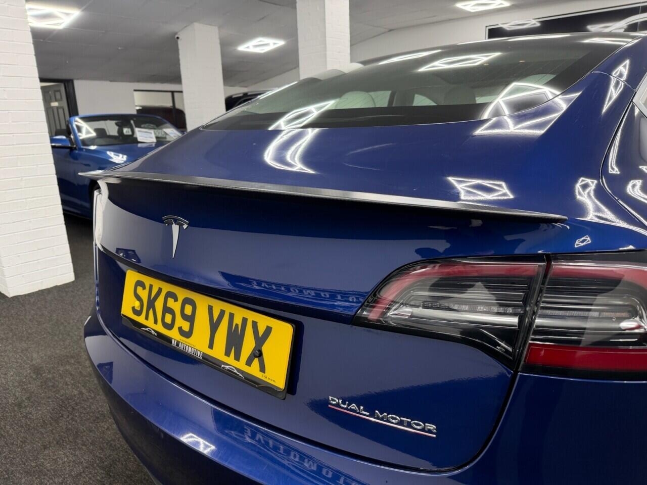 Tesla Model 3 - Image 16