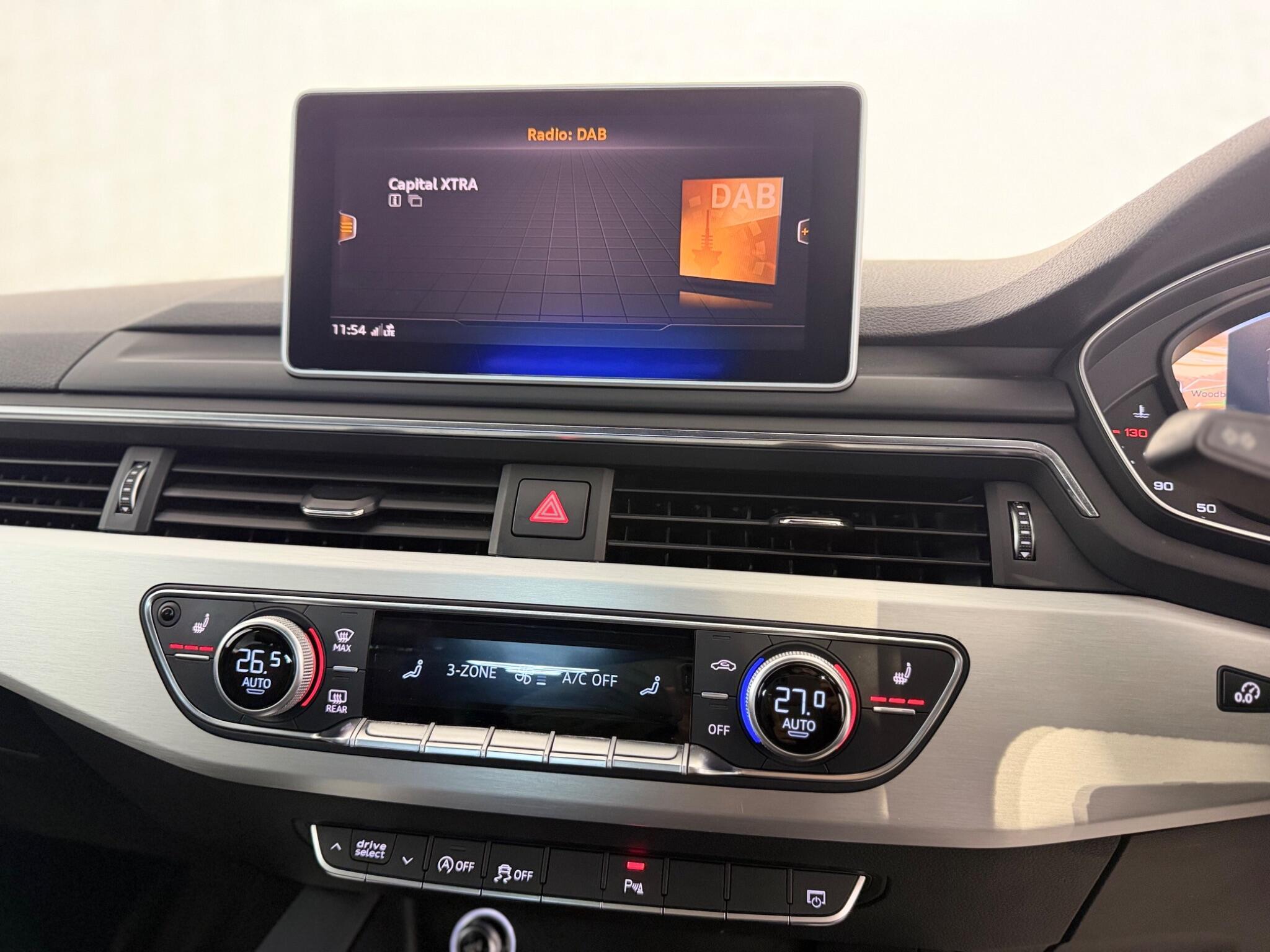 Audi A4 Avant - Image 26