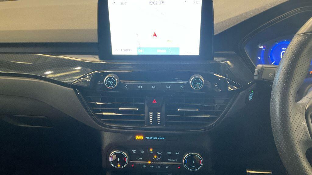 Ford Kuga - Image 2