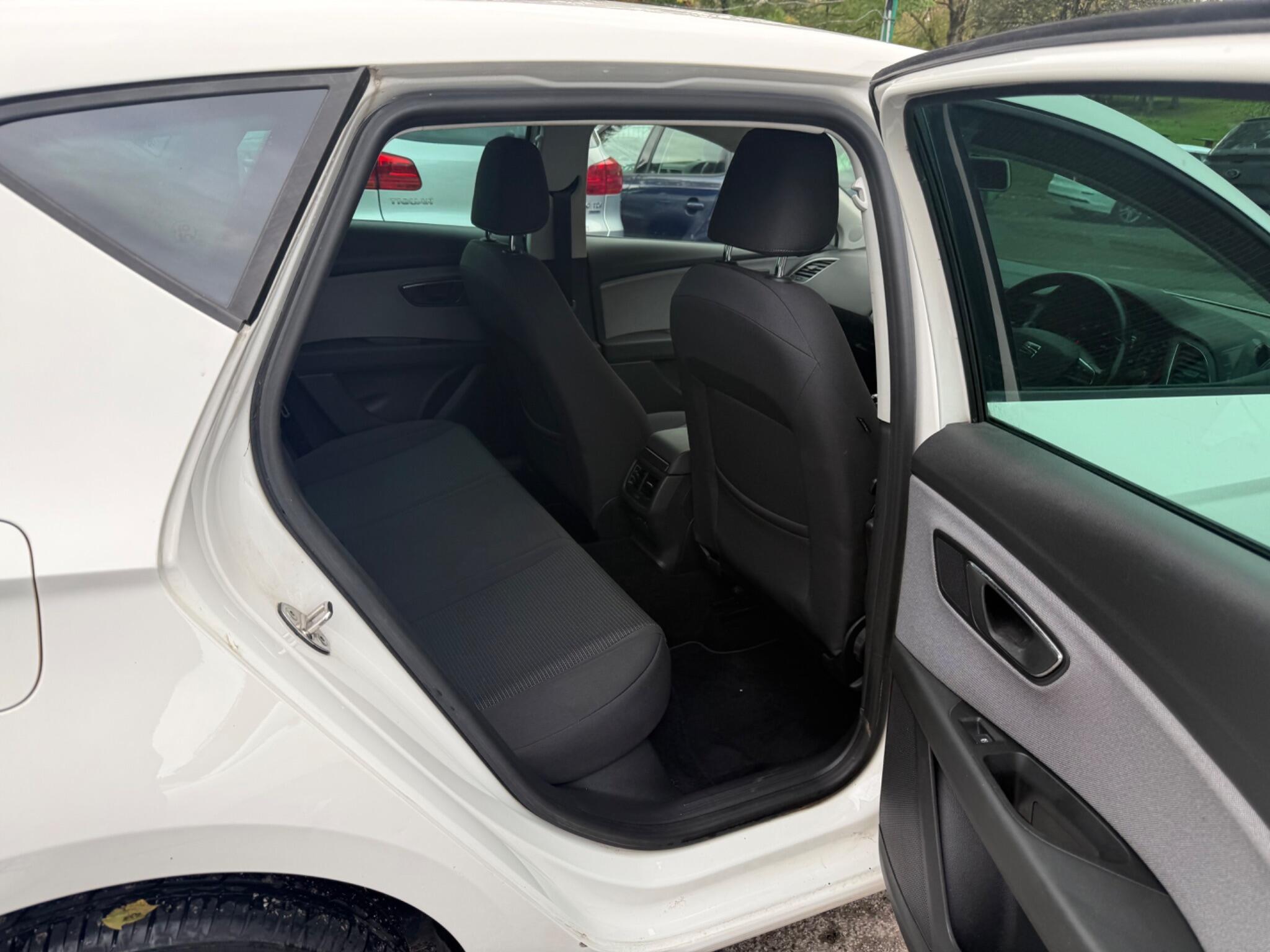 SEAT Leon - Image 19